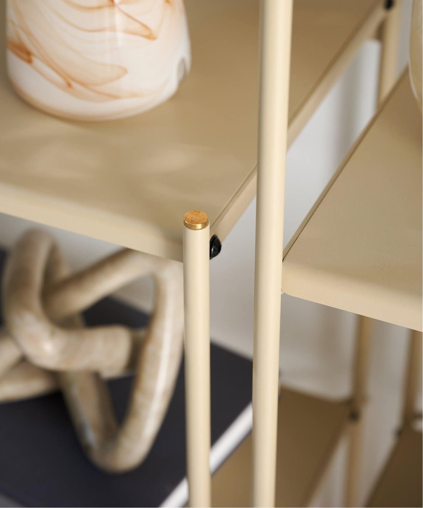 大型商品》HOLTE X SHELF L sand ホルテ シェルフ（収納家具