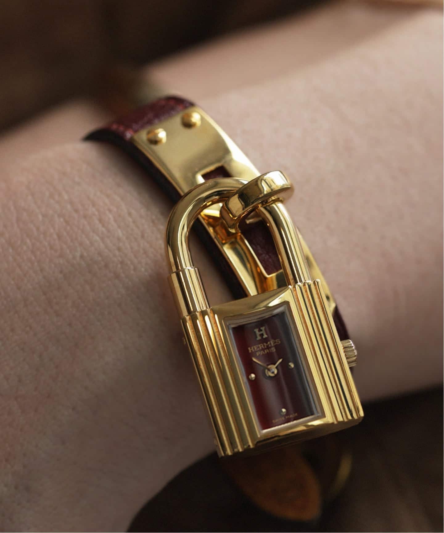 HERMES Kelly Watch Bordeaux（ヴィンテージ）｜HIROB（ヒロブ）の通販