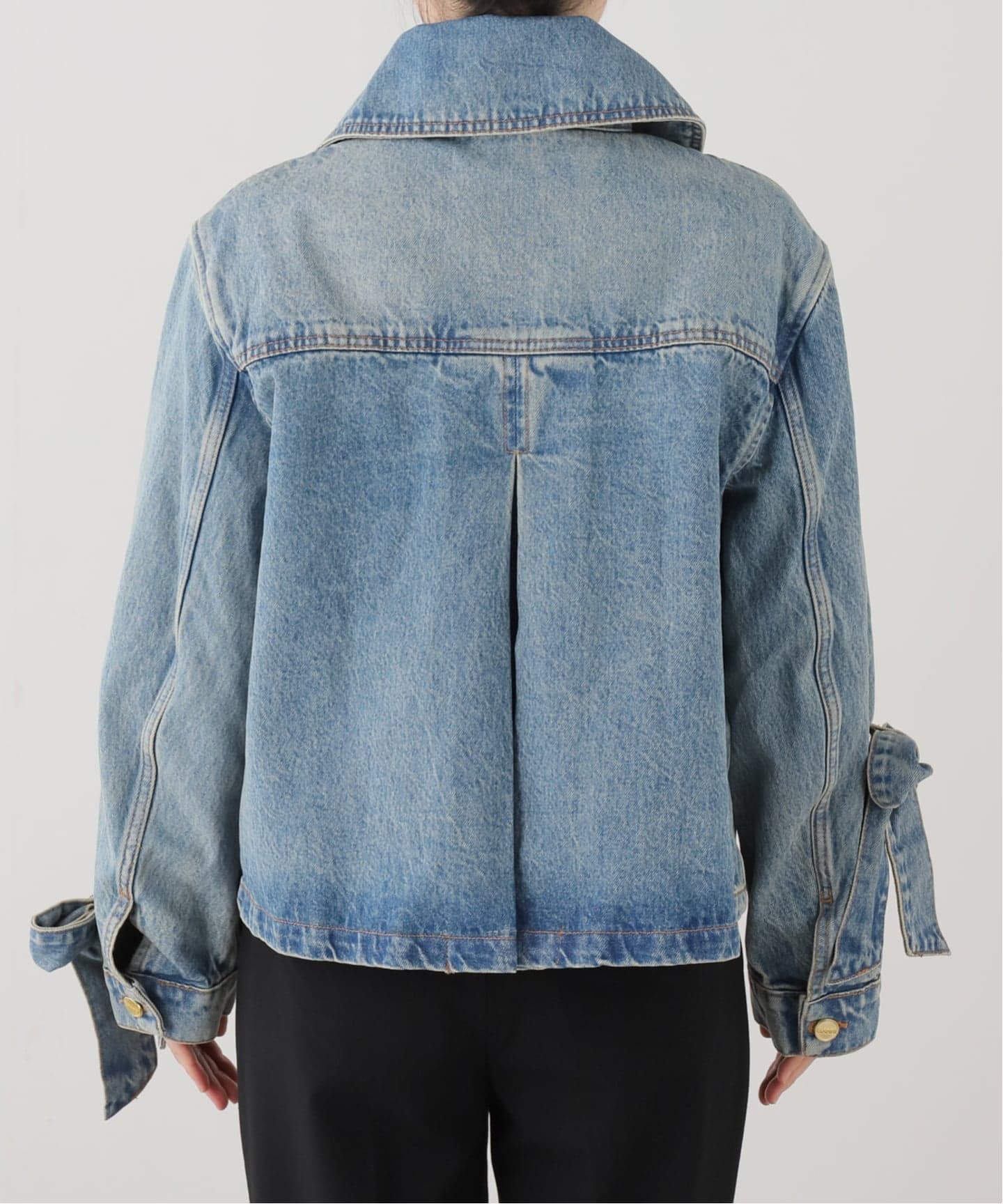 GANNI　ガニー　バルーンスリーブ　デニムジャケット　Gジャン　ライトブルー GANNI / ガニー Tint Rigid Denim Jacket（デニムジャケット）｜UBY