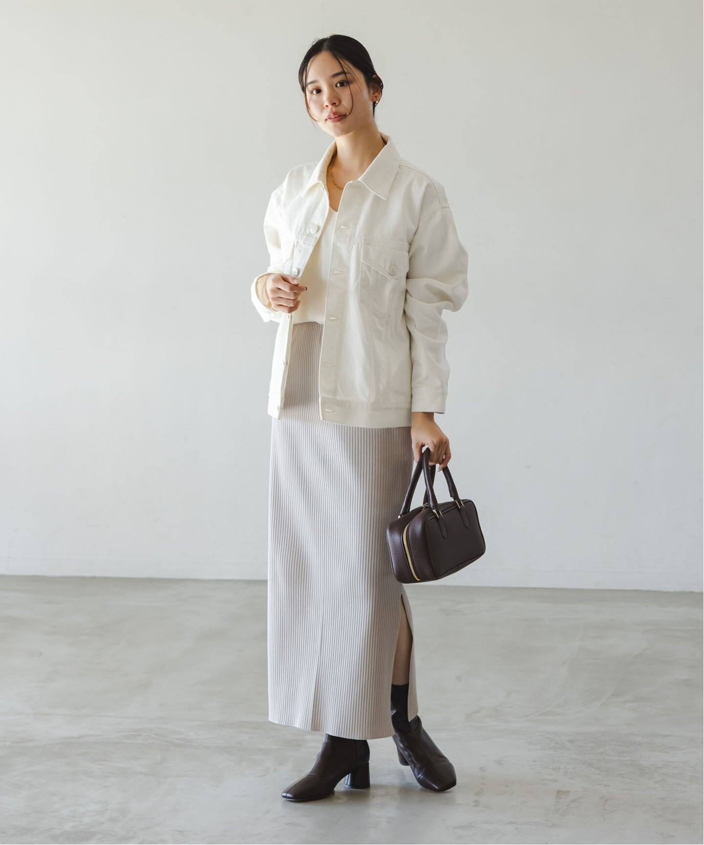 NOBLE別注NEED by heritage/ニードバイ ヘリテージ ホワイト NOBLE別注カラー》NEED by heritage/ニードバイ ヘリテージ JOHN