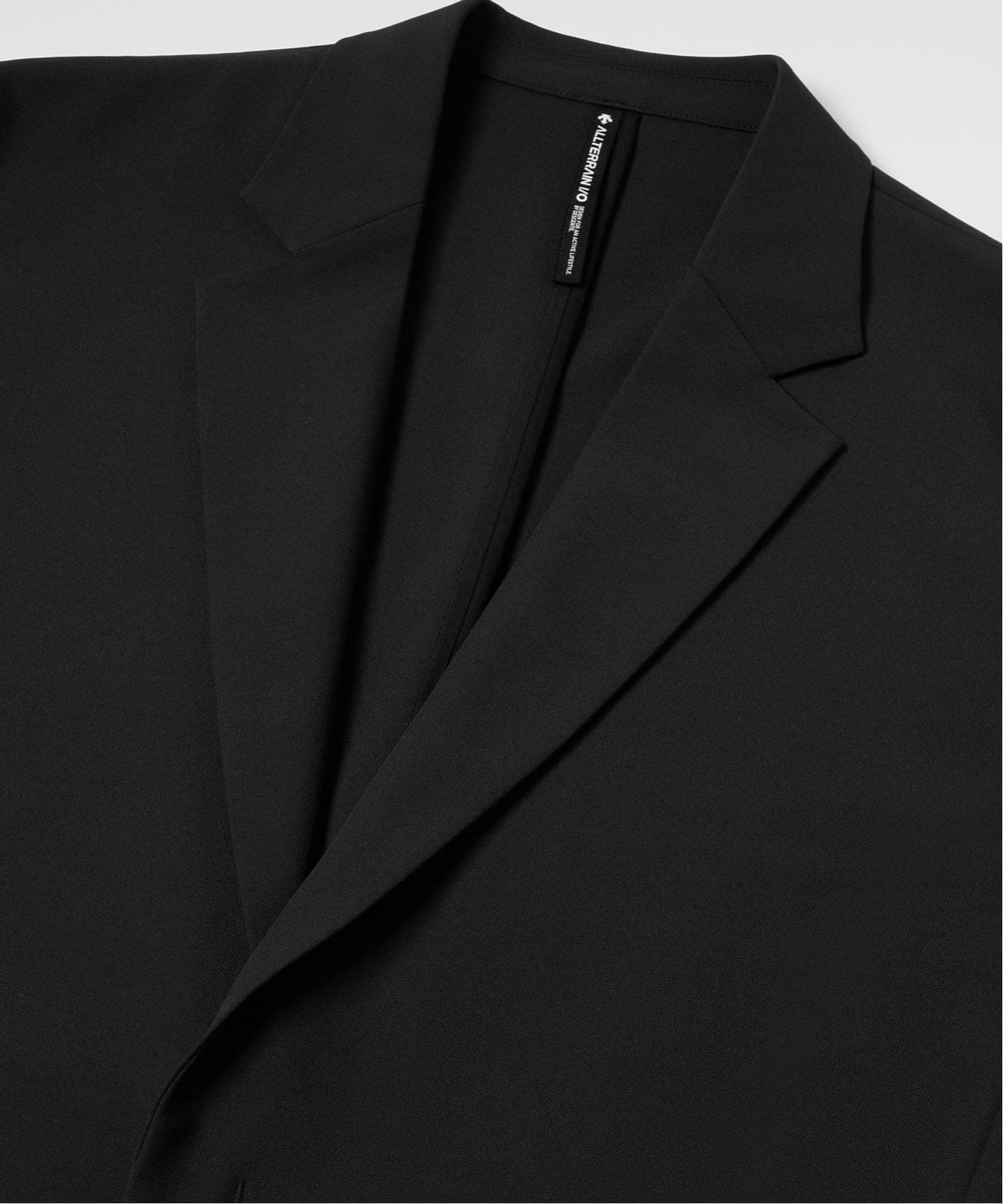 DESCENTE ALLTERRAIN(デサントオルテライン) I/O TECH TAILORED
