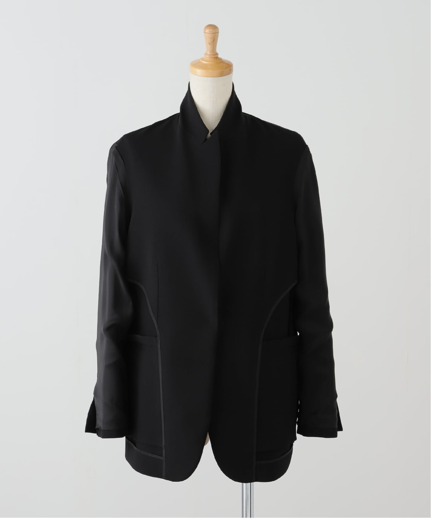 予約》トリアセジョーゼット ジャケット（テーラードジャケット