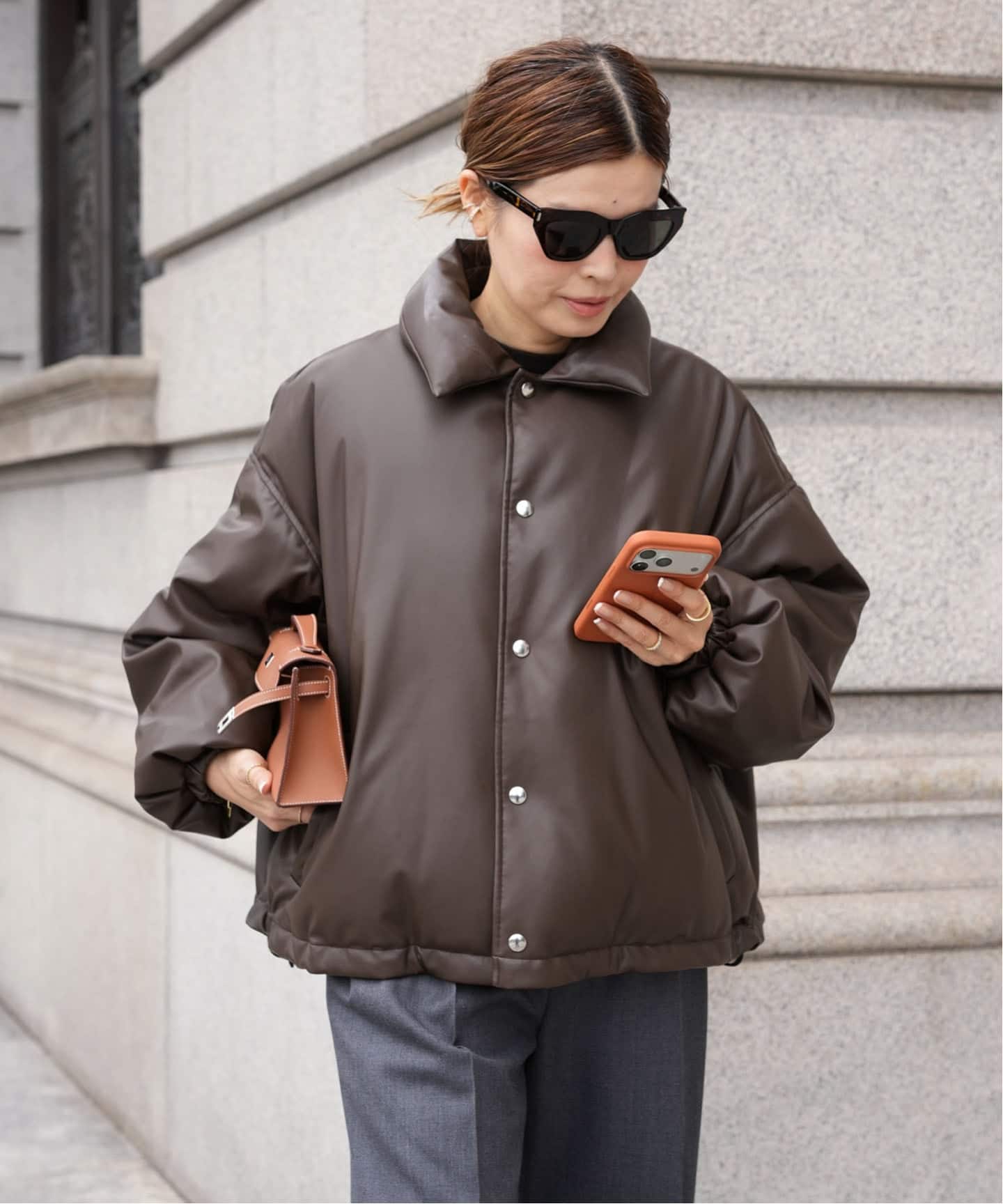 予約》【CALUX/キャラクス】SHORT COACH JACKET（ダウンジャケット