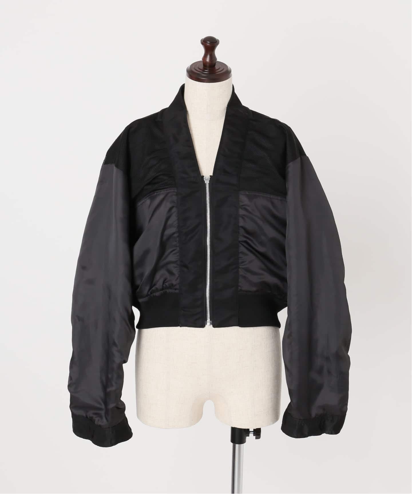 PHENIX×TOGA】CONVERTIBLE UTILITY TECH SHIRT BLOUSON（ミリタリー