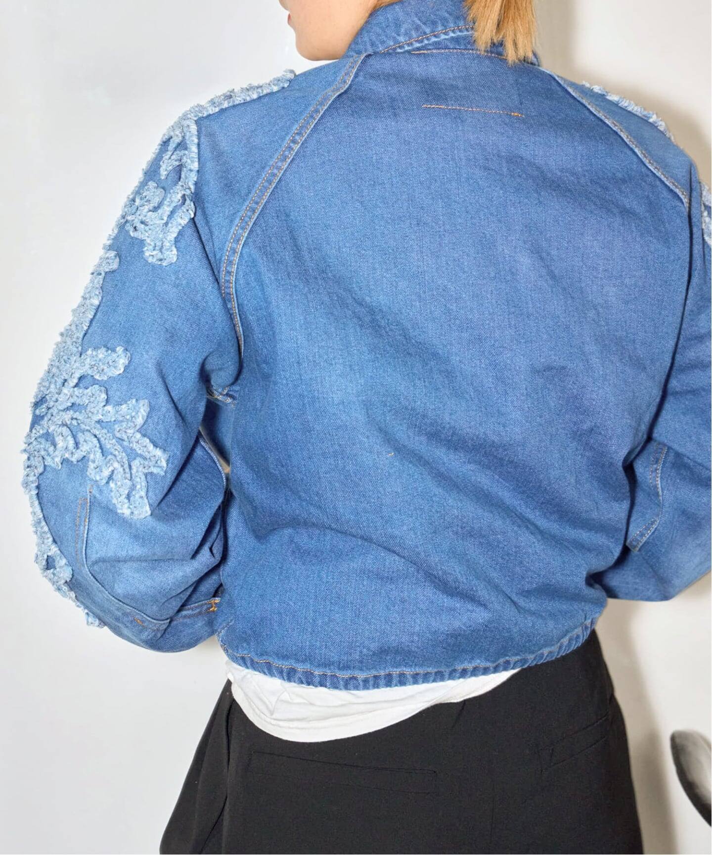 TAAKK SCULPTURAL EMBROIDERY DENIMBLOUSON TA26SS-BL030：デニム