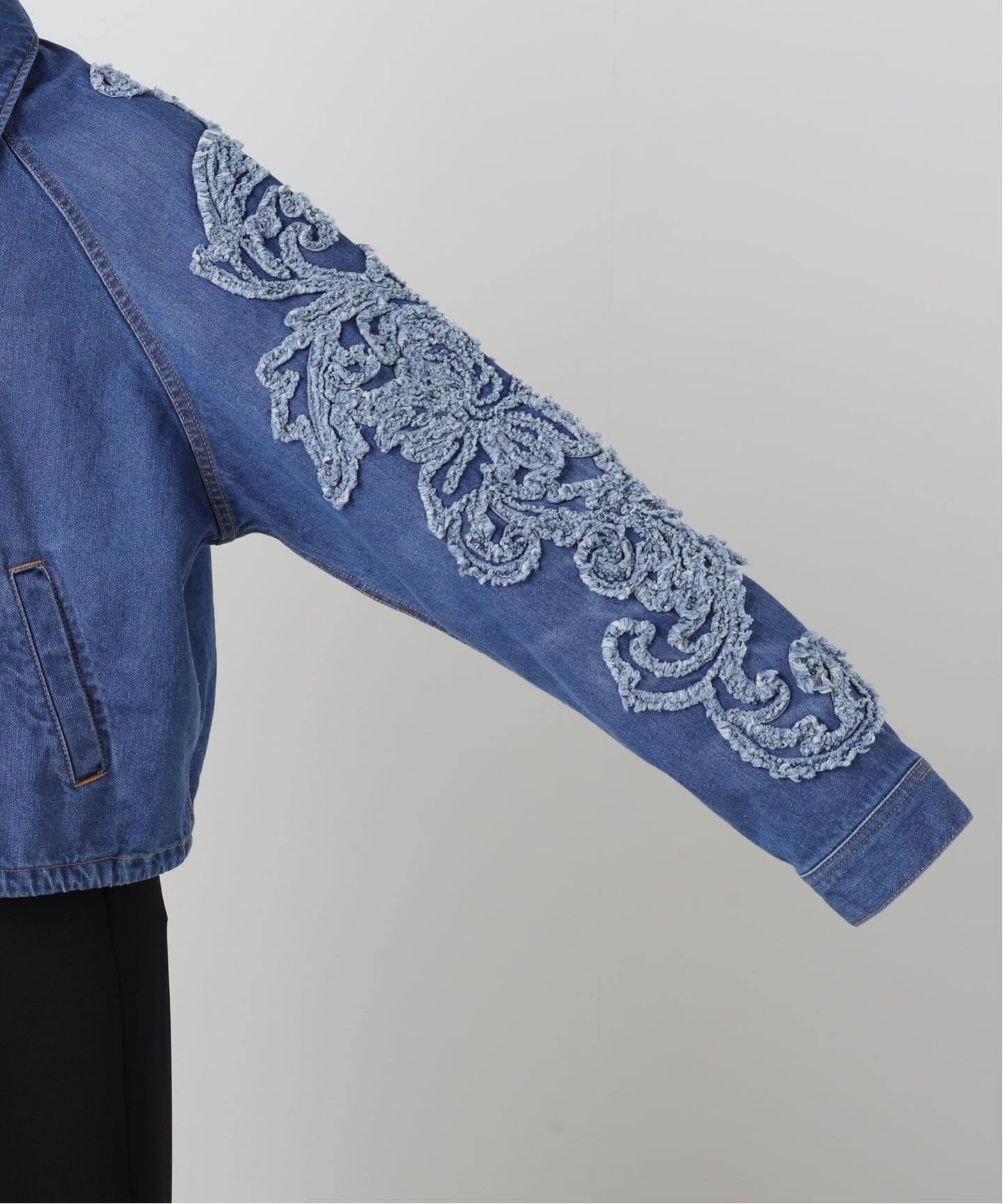 TAAKK SCULPTURAL EMBROIDERY DENIMBLOUSON TA26SS-BL030：デニム