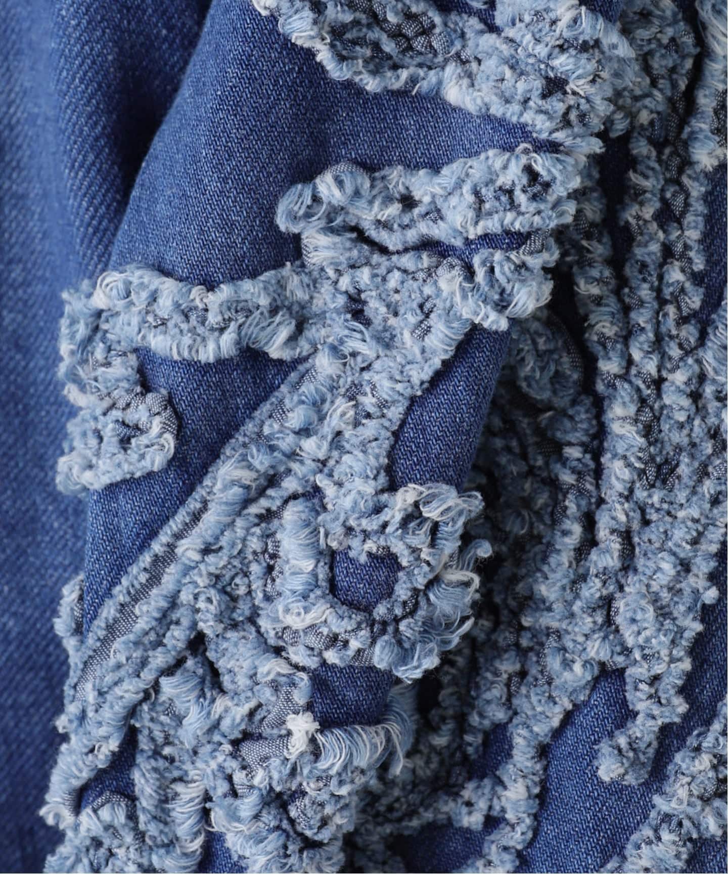 TAAKK SCULPTURAL EMBROIDERY DENIMBLOUSON TA26SS-BL030：デニム