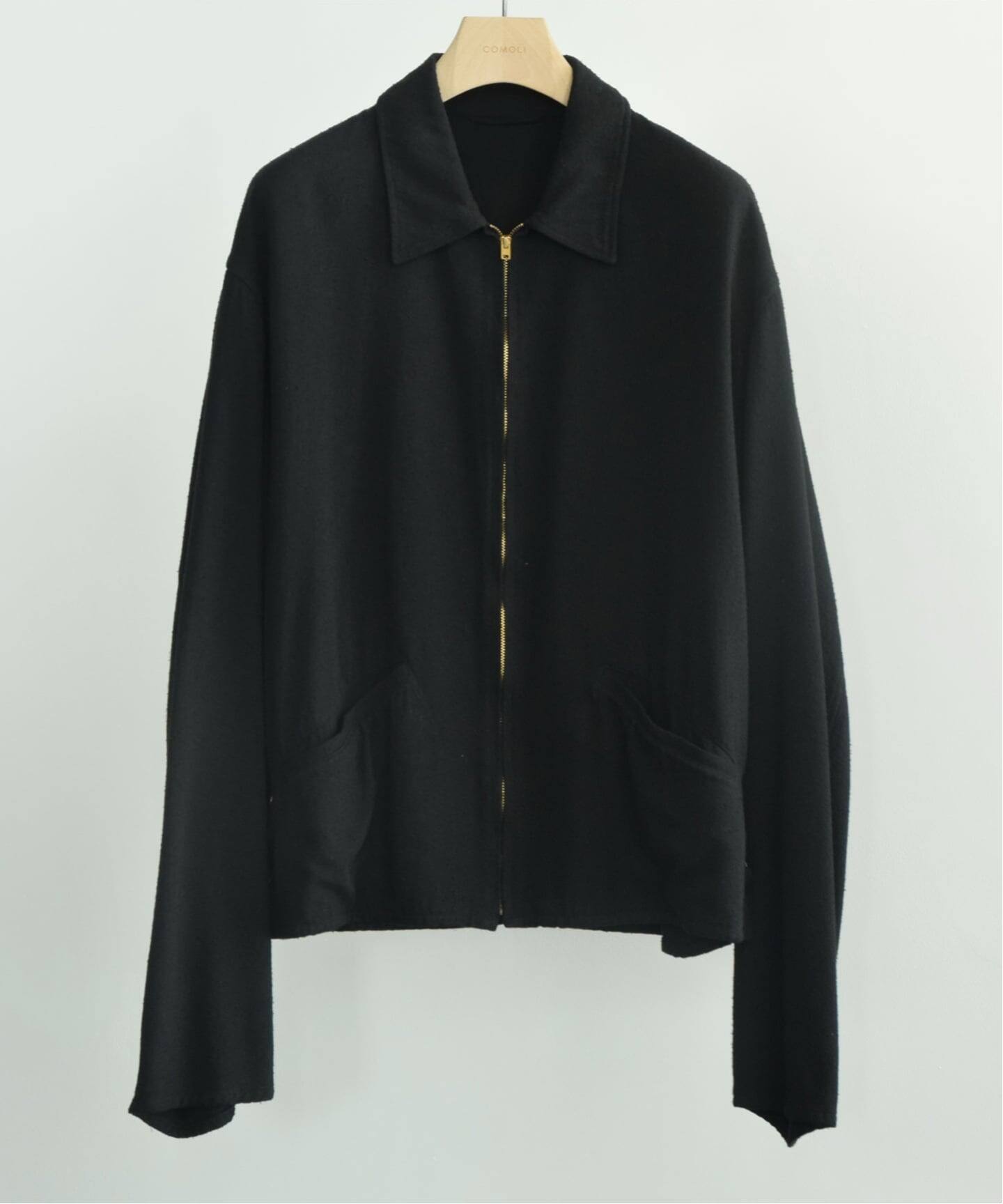 COMOLI / コモリ】シルクネップ ジップショートジャケット(その他 COMOLI / コモリ】シルクネップ ジップショートジャケット(その他