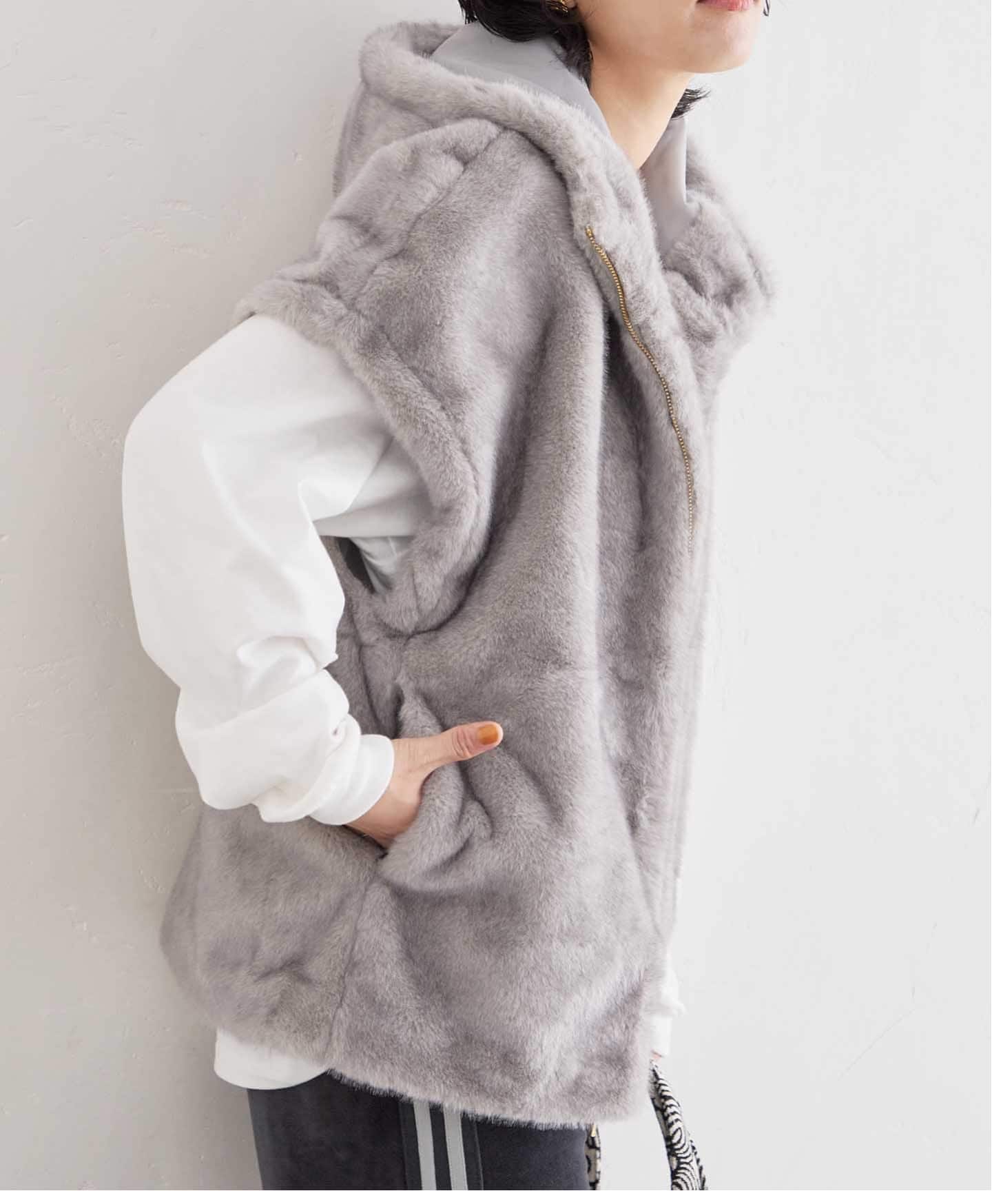 ADAWAS FAUX MINK ZIP VEST（ベスト）｜BOICE FROM BAYCREW'S（ボイス