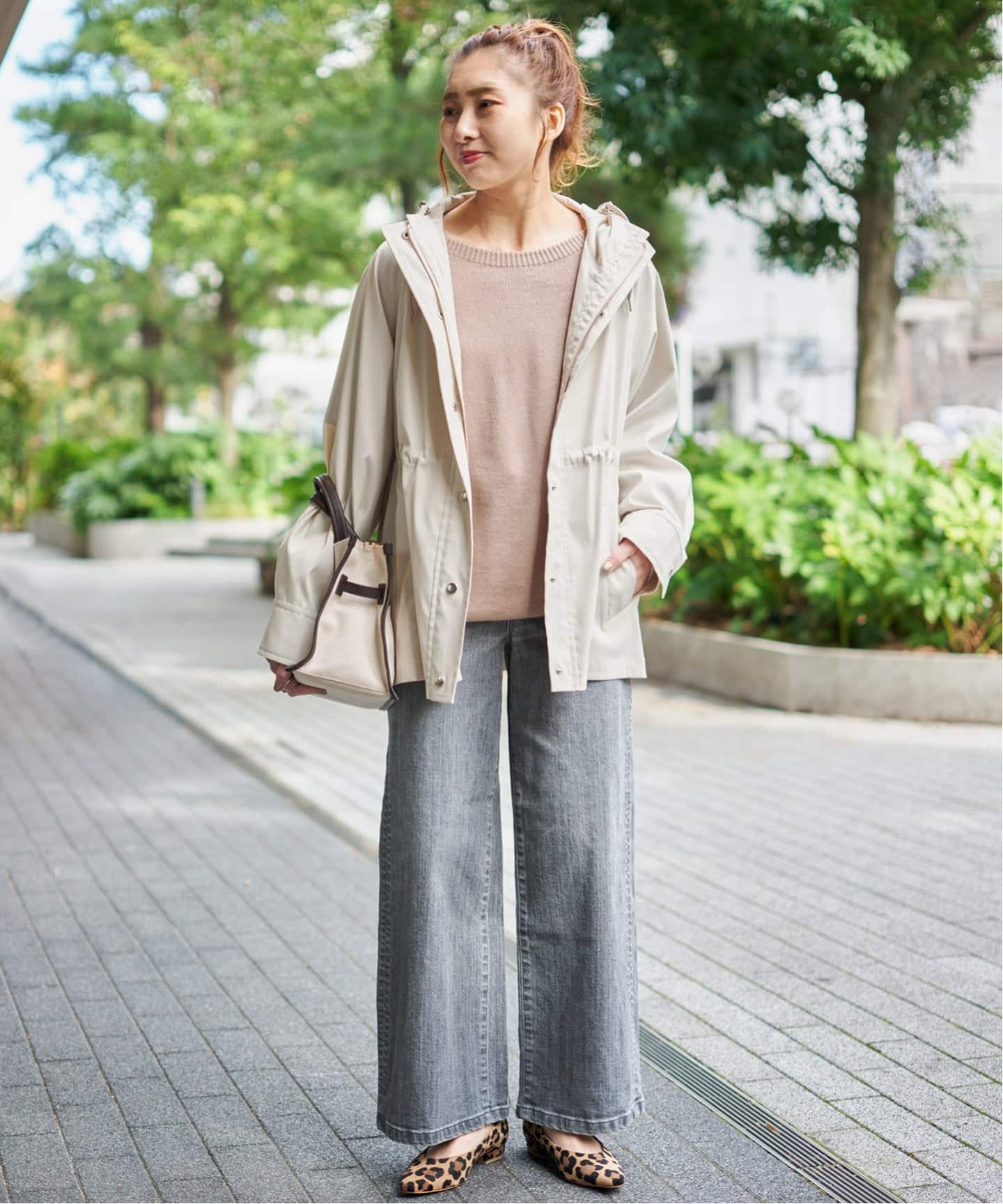 スピックアンドスパン　撥水ツイルフーデッドブルゾン Spick & Span（スピックアンドスパン）の「撥水ツイルフーデッド