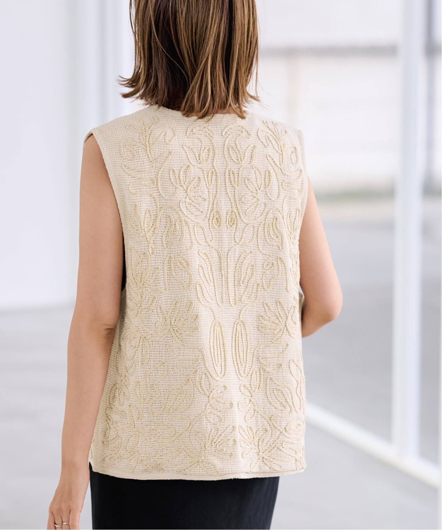 ≪予約≫メッシュエンブロイダリーベスト（ベスト）｜FRAMeWORK