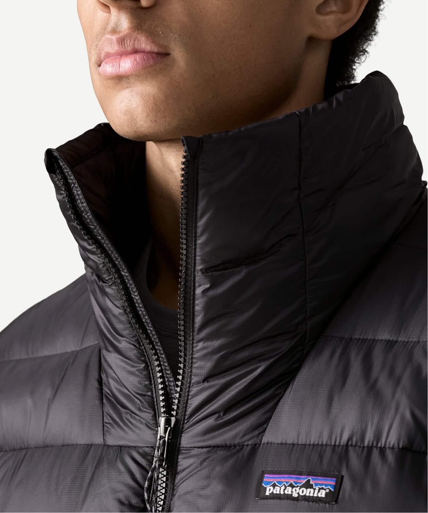 予約》Patagonia(パタゴニア) M's Fitz Roy Down Jkt 84587（ダウン