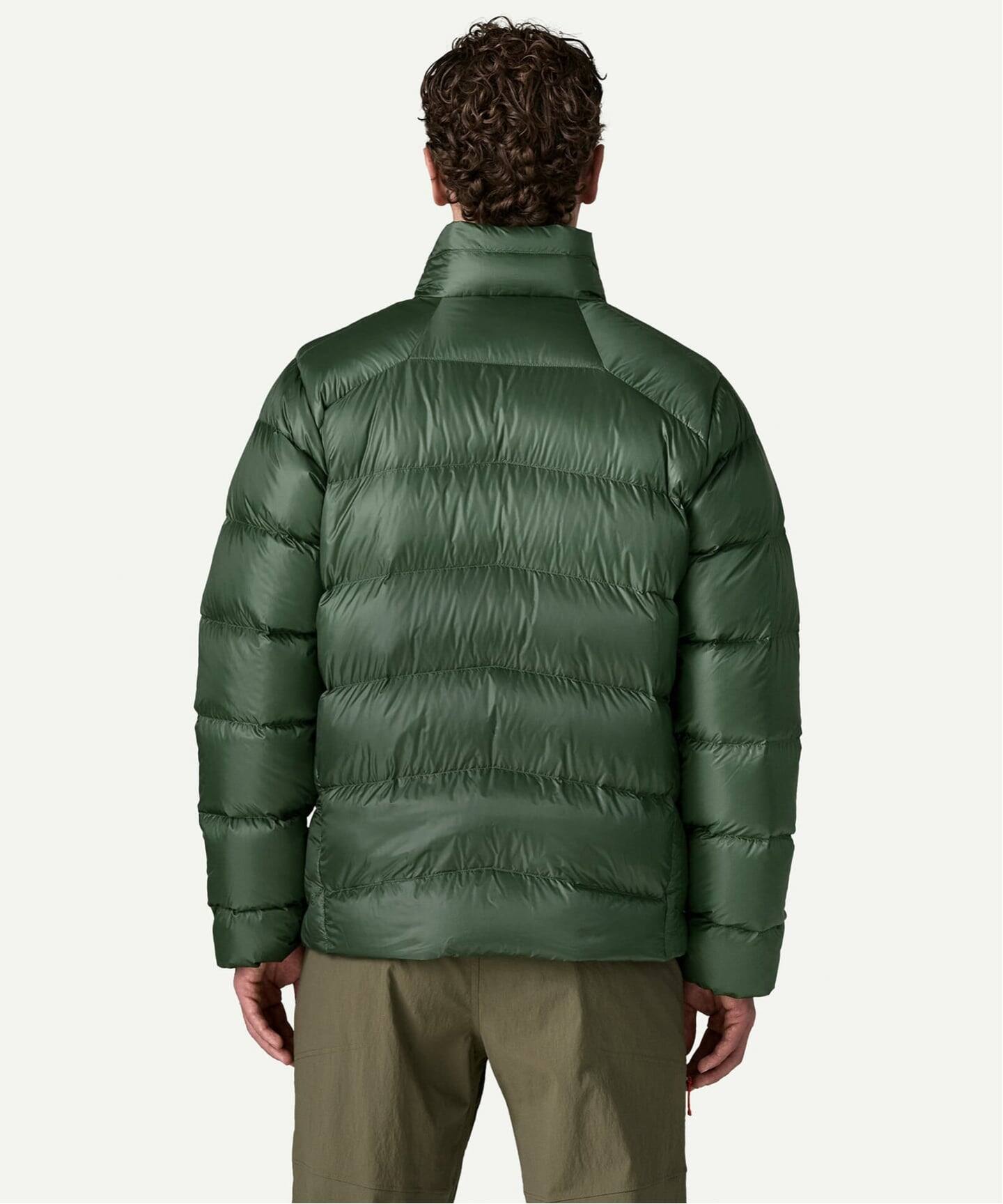 patagonia ダウンジャケット カーキ フード収納型！ 予約》Patagonia(パタゴニア) M's Fitz Roy Down Jkt 84587（ダウン
