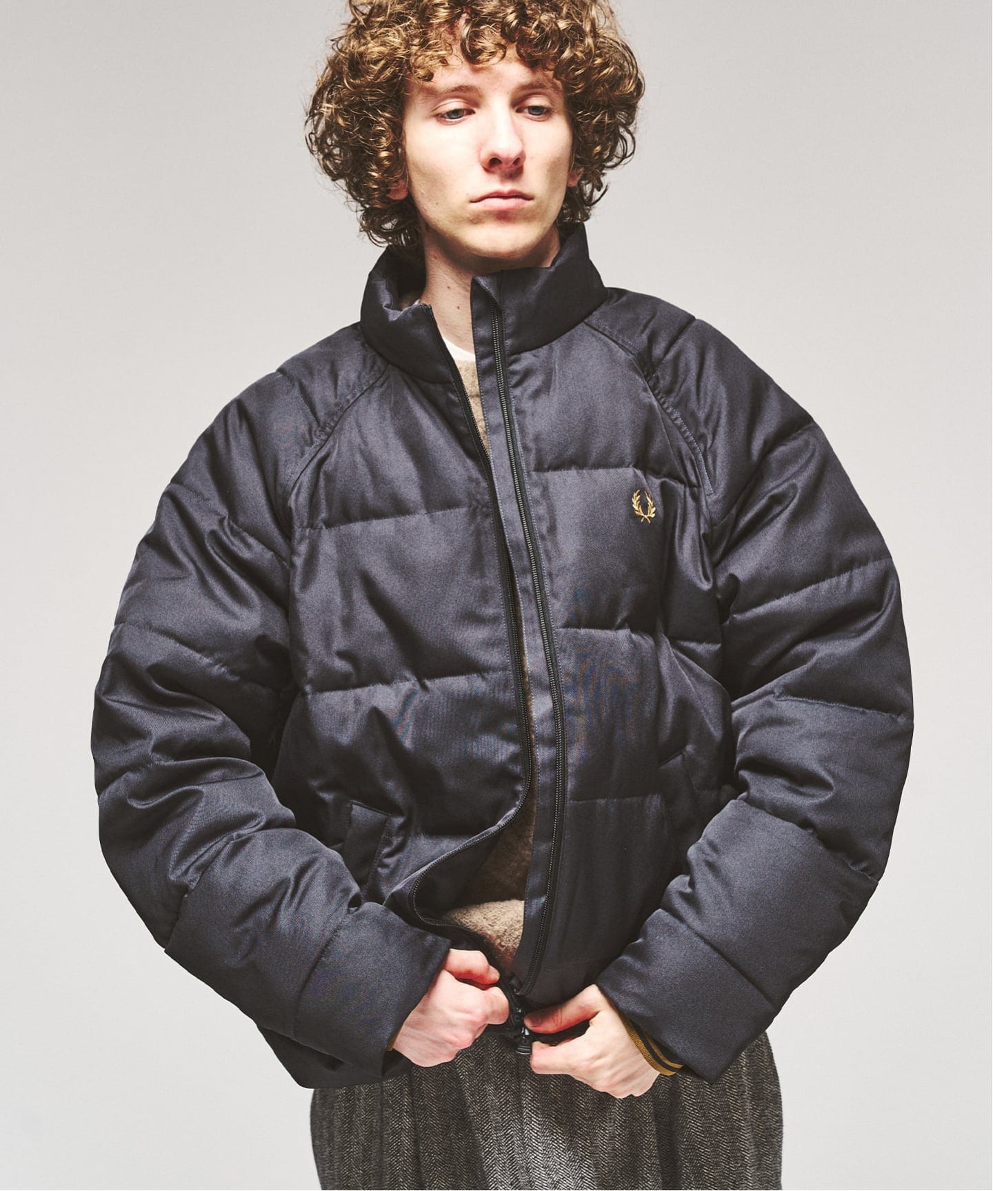 FRED PERRY / フレッドペリー 417別注 ラグランスリーブ パデッド
