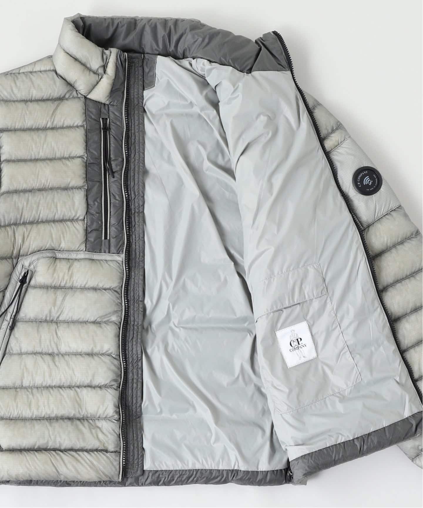 C.P.Company / シーピーカンパニー D.D. SHELL LENS DOWN JACKET