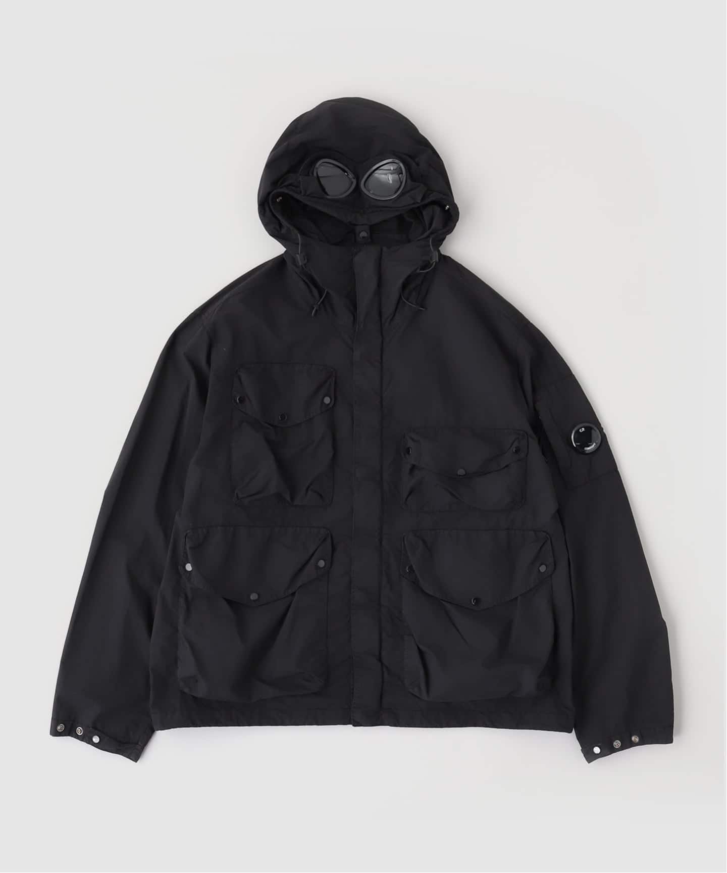 C.P.Company / シーピーカンパニー FLATT NYLON GOGGLE JACKET