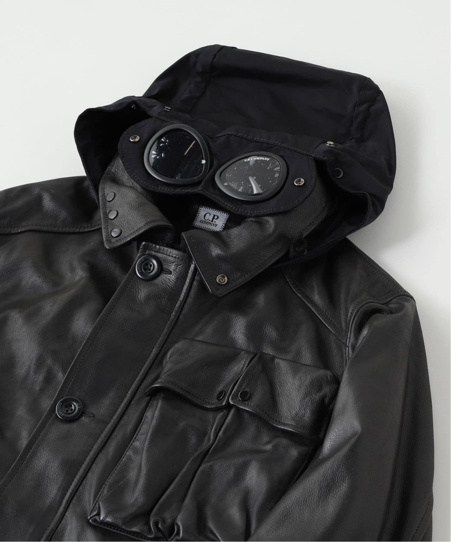 C.P.Company / シーピーカンパニー OW MEDIUM JACKET IN LEATHER