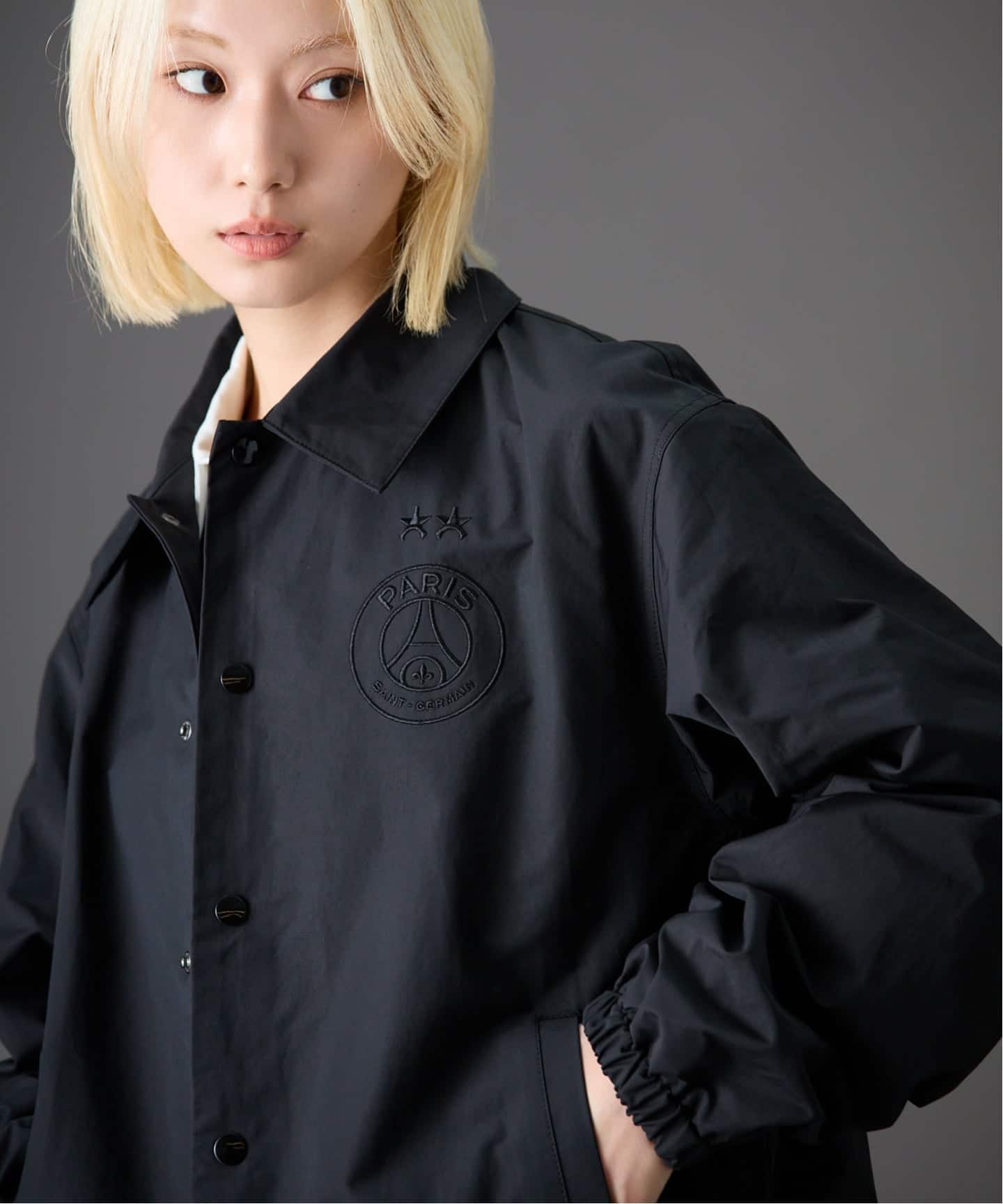 【専用】【サイズXL】パリサンジェルマン　ジョーダン　コーチジャケット Paris Saint-Germain / パリ・サン＝ジェルマン】 JP COACH JACKET