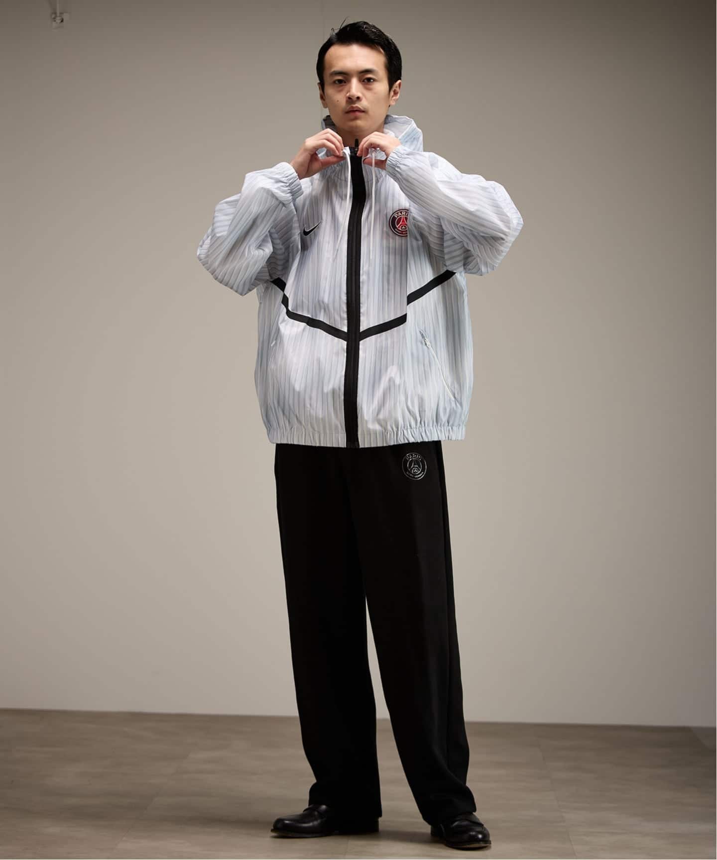 き*ね様 ナイキ×パリサンジェルマン　ナイロンジャケット　パーカー　Lサイズ　白 NIKE / ナイキ】PSG M NK ANTHEM JKT KMD AW（マウンテンパーカー