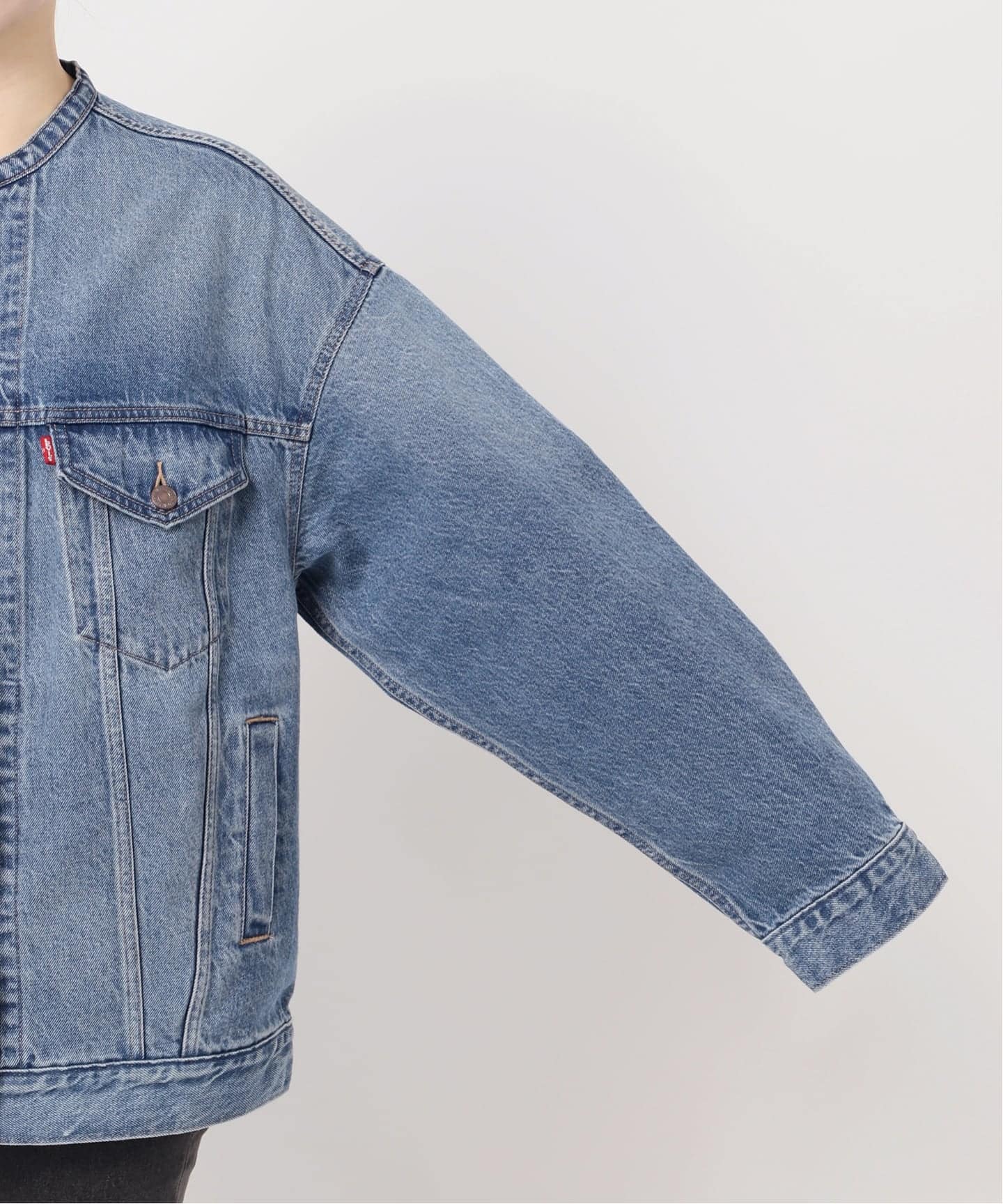 26SS新作］別注【LEVI'S】COLLARLESS XL TRUCKER：デニムジャケット