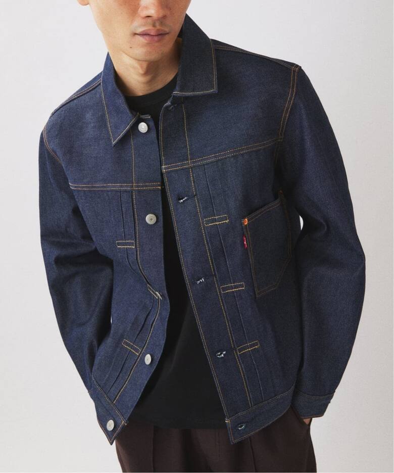 予約》Levi