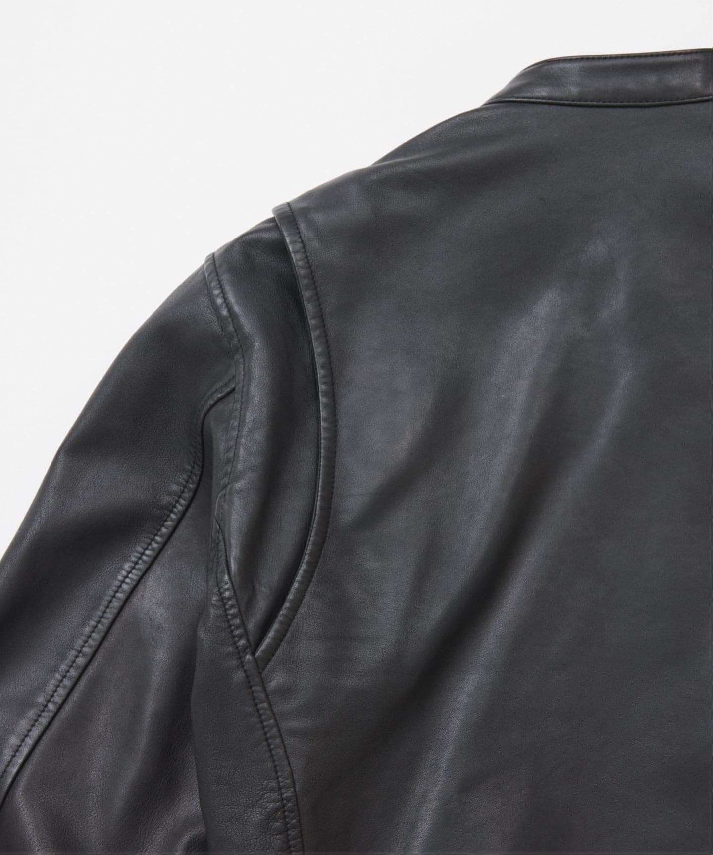 予約》ウォッシュ シープ レザー シングル ライダース（レザー