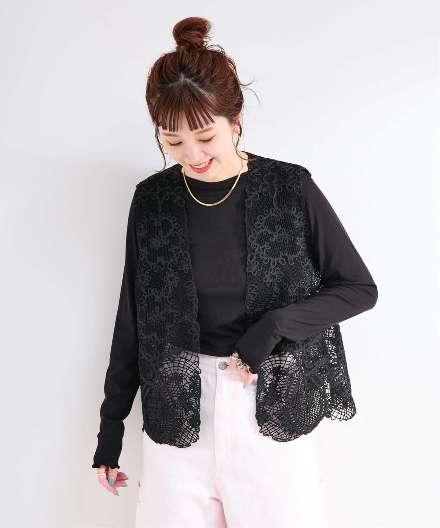 【新品未使用品】20AW コード刺繍ベスト　ブラック 予約》コード刺繍ベスト（ベスト）｜B.C STOCK（ベーセーストック）の