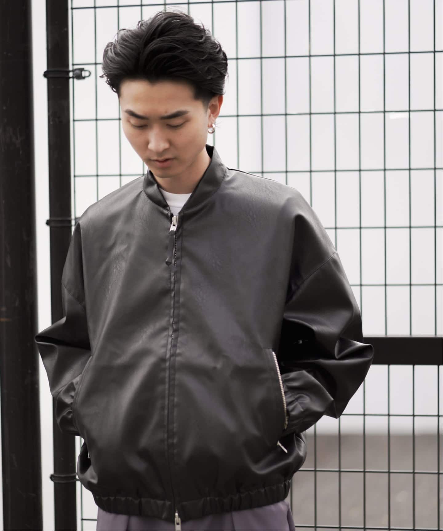 フェイクレザー スタンドブルゾン / FAUX LEATHER STAND BLOUSON