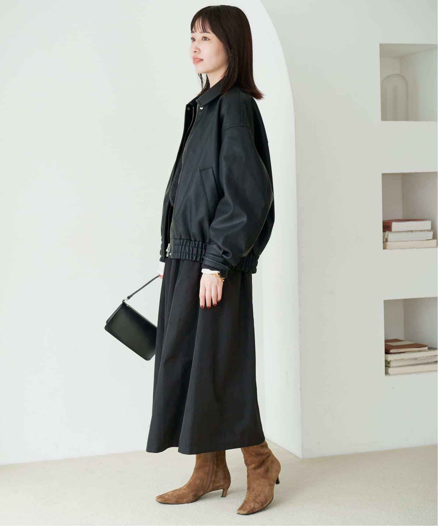 極美品 house of sunny 切り替え フェイクレザー スタジャン 黒 シリーズあり/追加》FAKEレザーブルゾン（レザージャケット）｜SLOBE