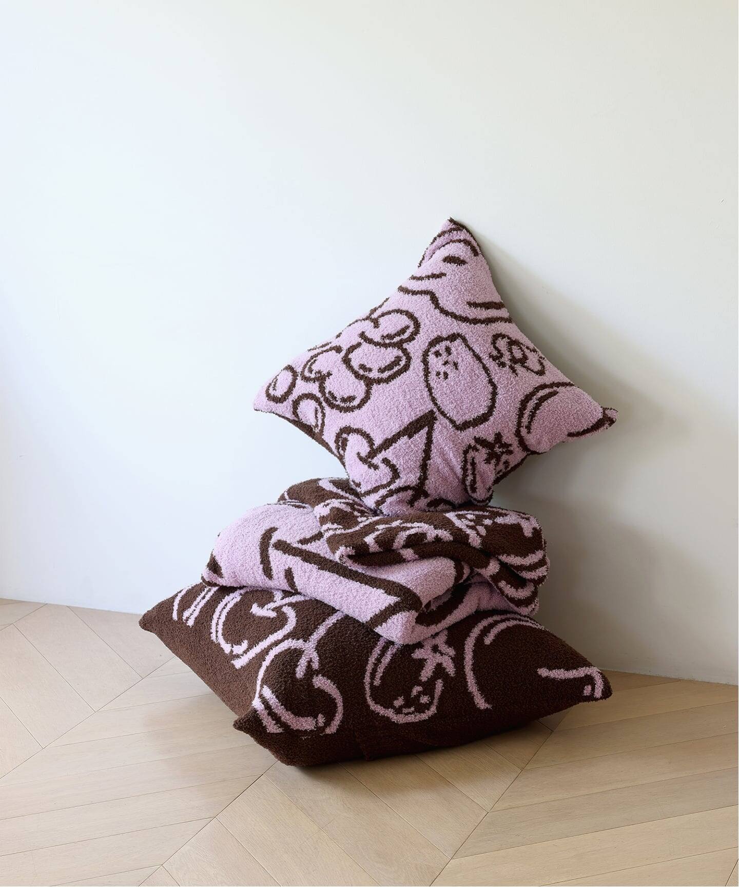 予約》CHENILLE YARN FRUITS CUSHION60*60（クッション／クッション