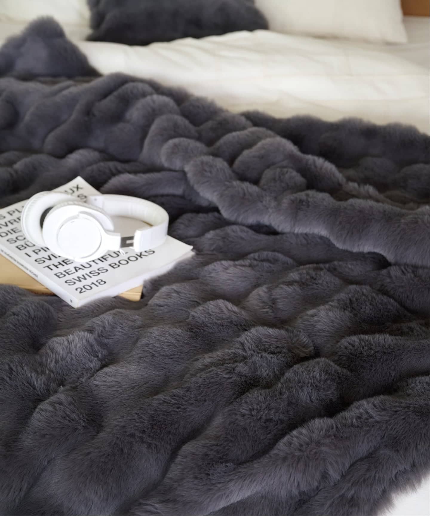 ART OF BLACK ファーブランケット グレー 予約》FUR BLANKET L 145X200 フェイクファー ブランケット