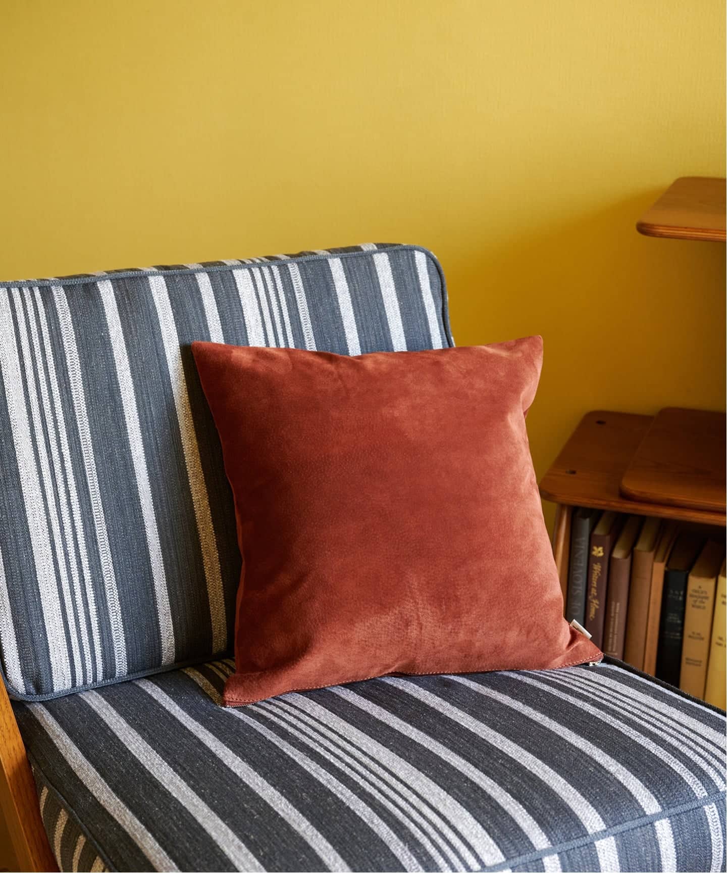 SUEDE LEATHER CUSHION クッションカバー（クッション／クッション