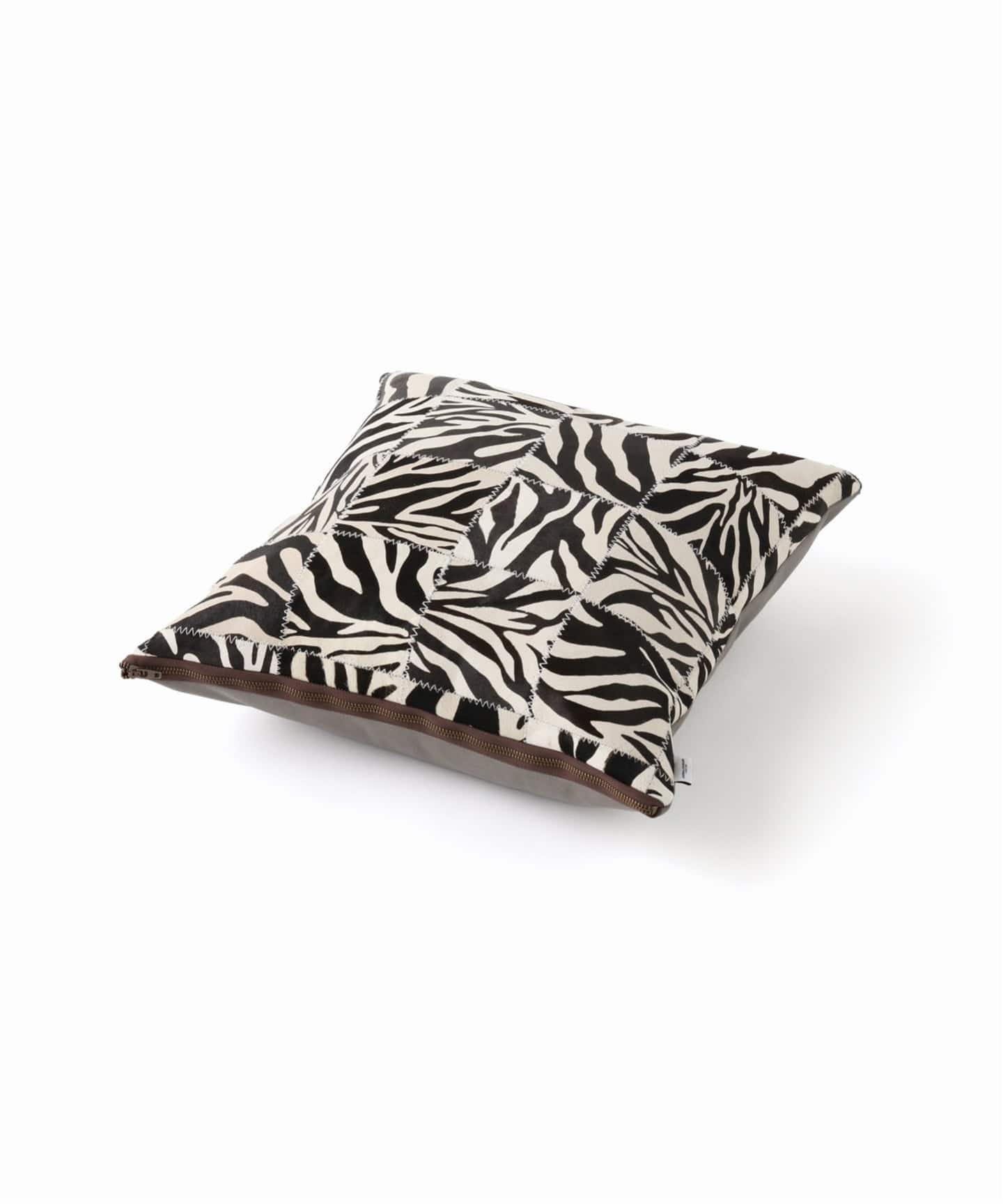 予約》COWHIDE CUSHION ZEBRA クッションカバー 45cm（クッション