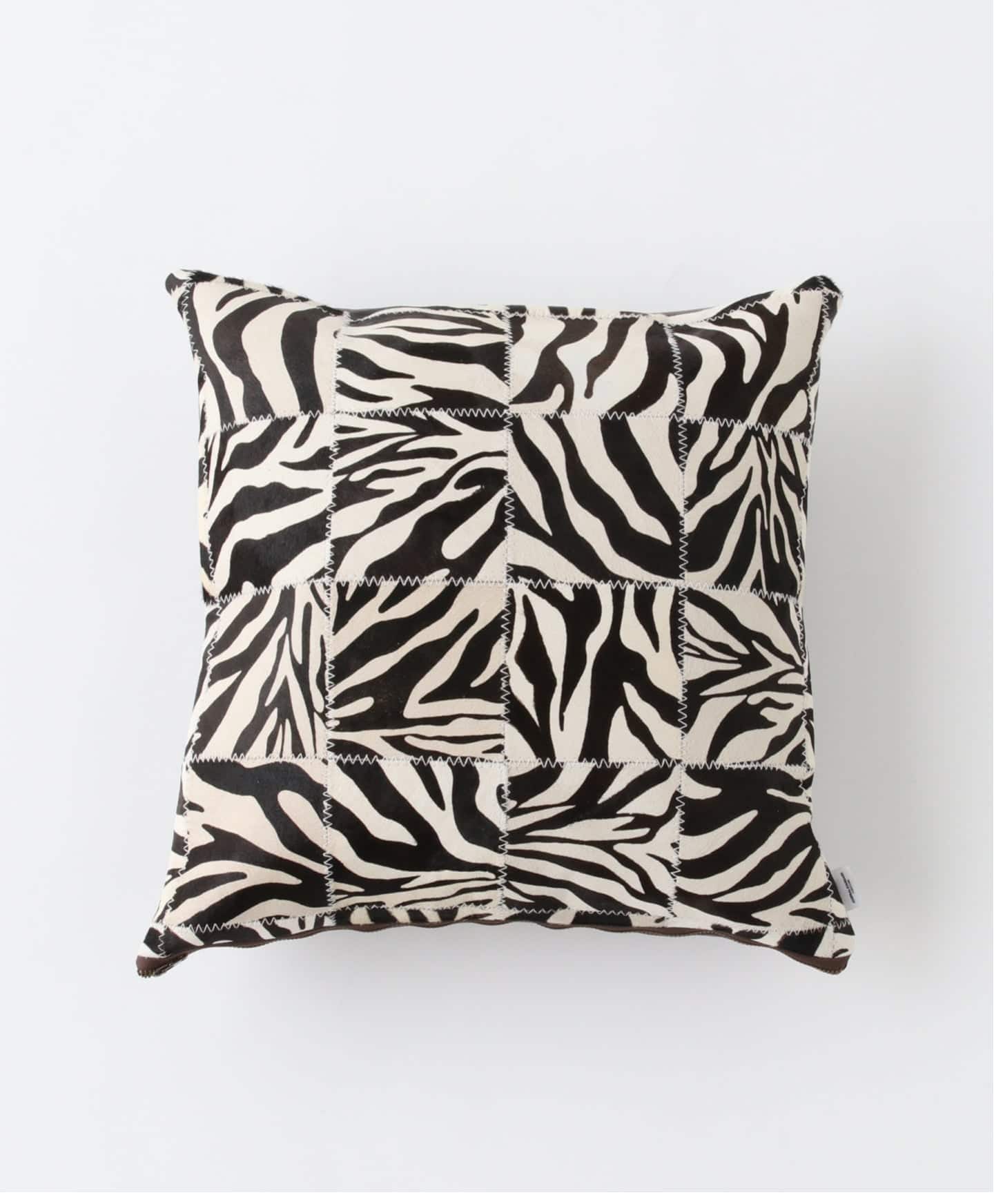 予約》COWHIDE CUSHION ZEBRA クッションカバー 45cm（クッション