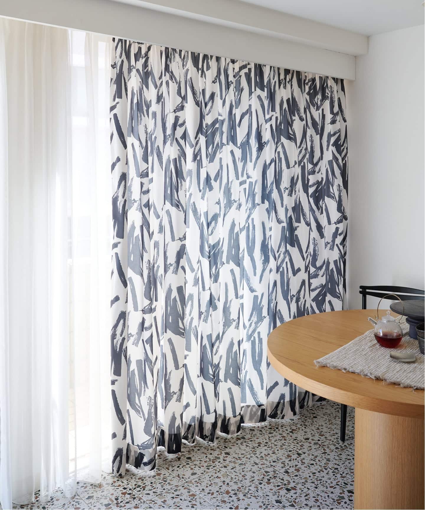 予約》CURTAIN STROKIA 100x200 2枚セット（インテリアファブリック