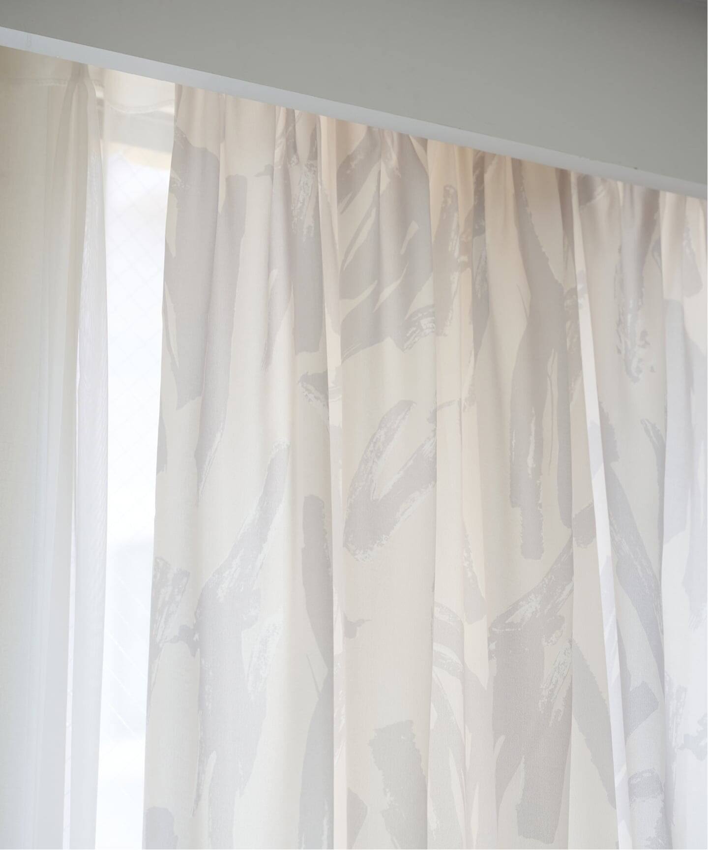 予約》CURTAIN STROKIA 100x200 2枚セット（インテリアファブリック