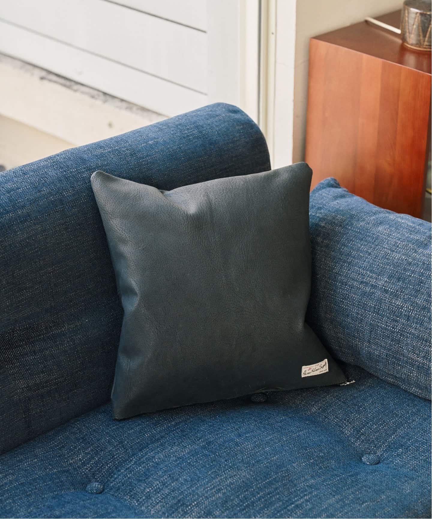 アクメファニチャーレザークッション 本革クッション 3点セット｜アクメファニチャー ACME Furniture