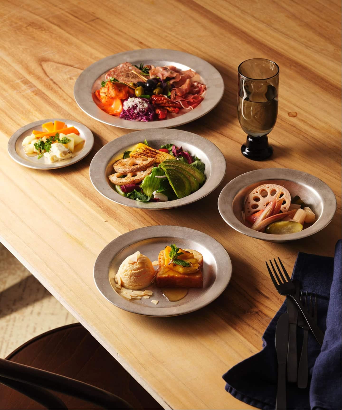 予約》【SAKUZAN/サクザン】JSF別注 SILVER PLATE M 20cm（食器