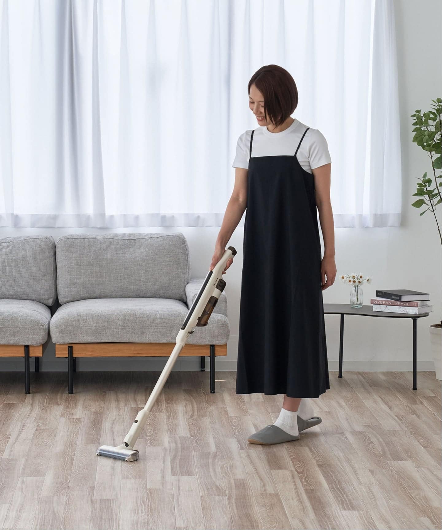☆《WEB限定》【plus more】STICK CLEANER コードレスクリーナー（家電
