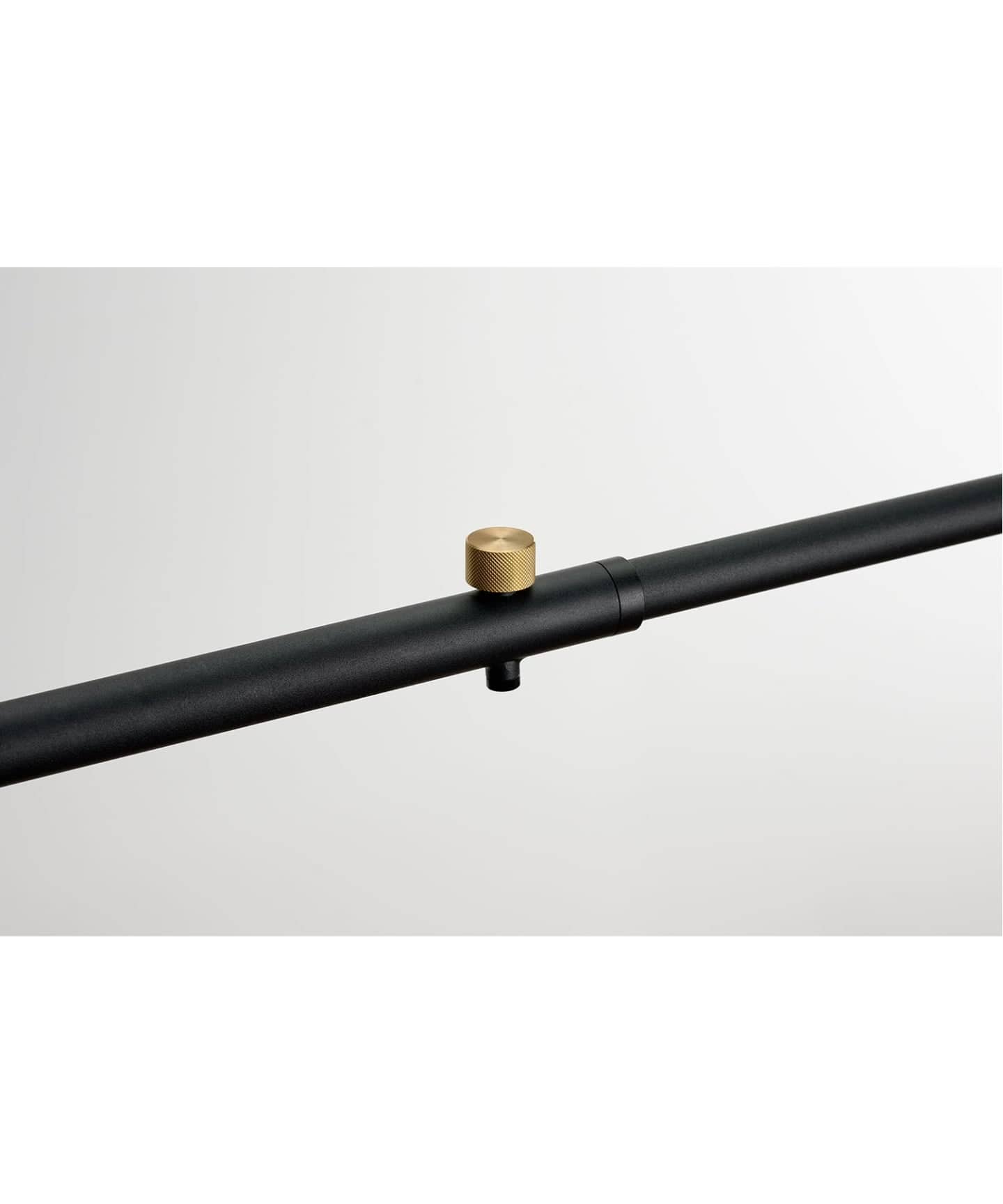 WEB限定》【DRAW A LINE/ドローアライン】027 Tension Rod Pro 縦・横