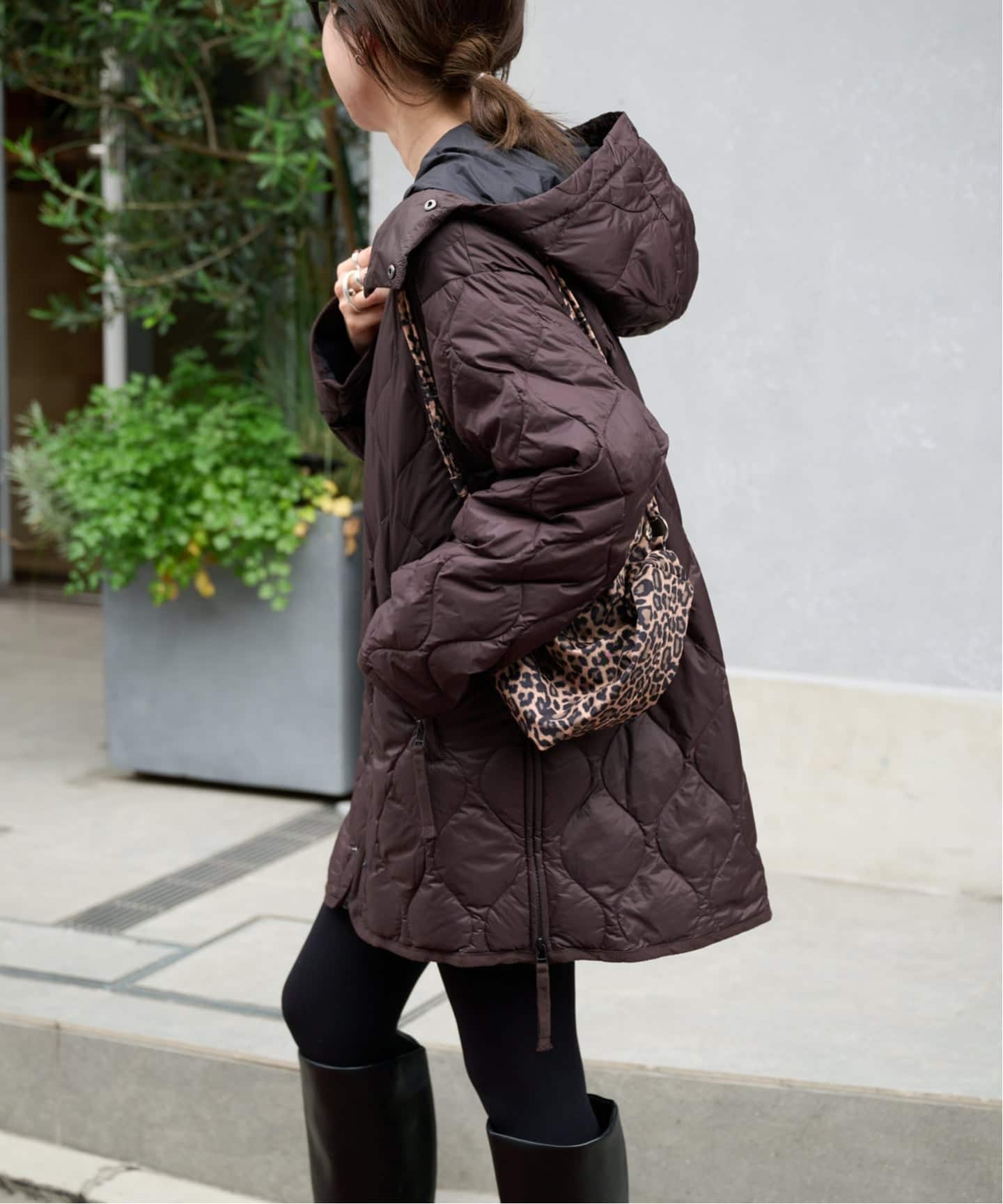 3点おまとめ　レオナール フーデットコート　ブルゾン ブラウン 総柄 2way ≪予約≫TAION ex 2way half coat（ダウンジャケット）｜OUTDOOR