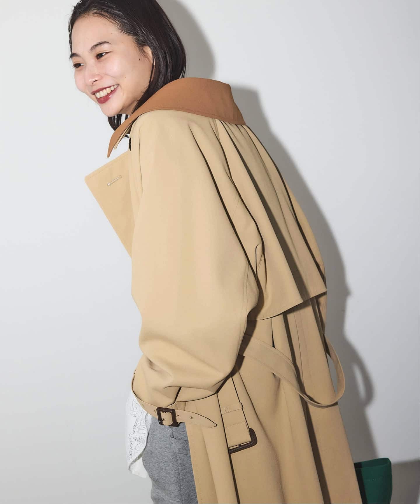 ポリエステルギャバダブルカラートレンチコート（トレンチコート