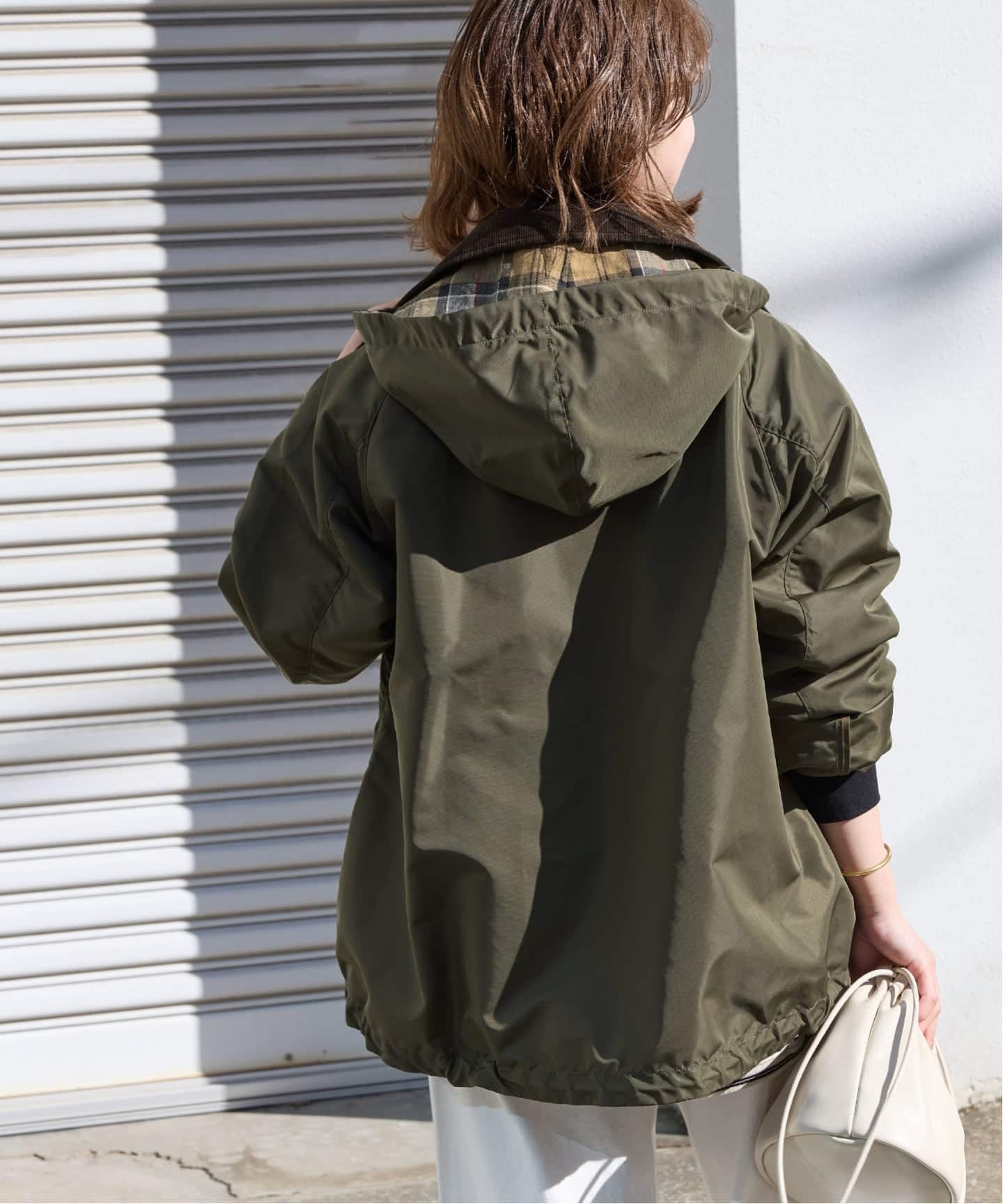 予約》［26SS新作］別注【Barbour/バブアー】modified short jacket