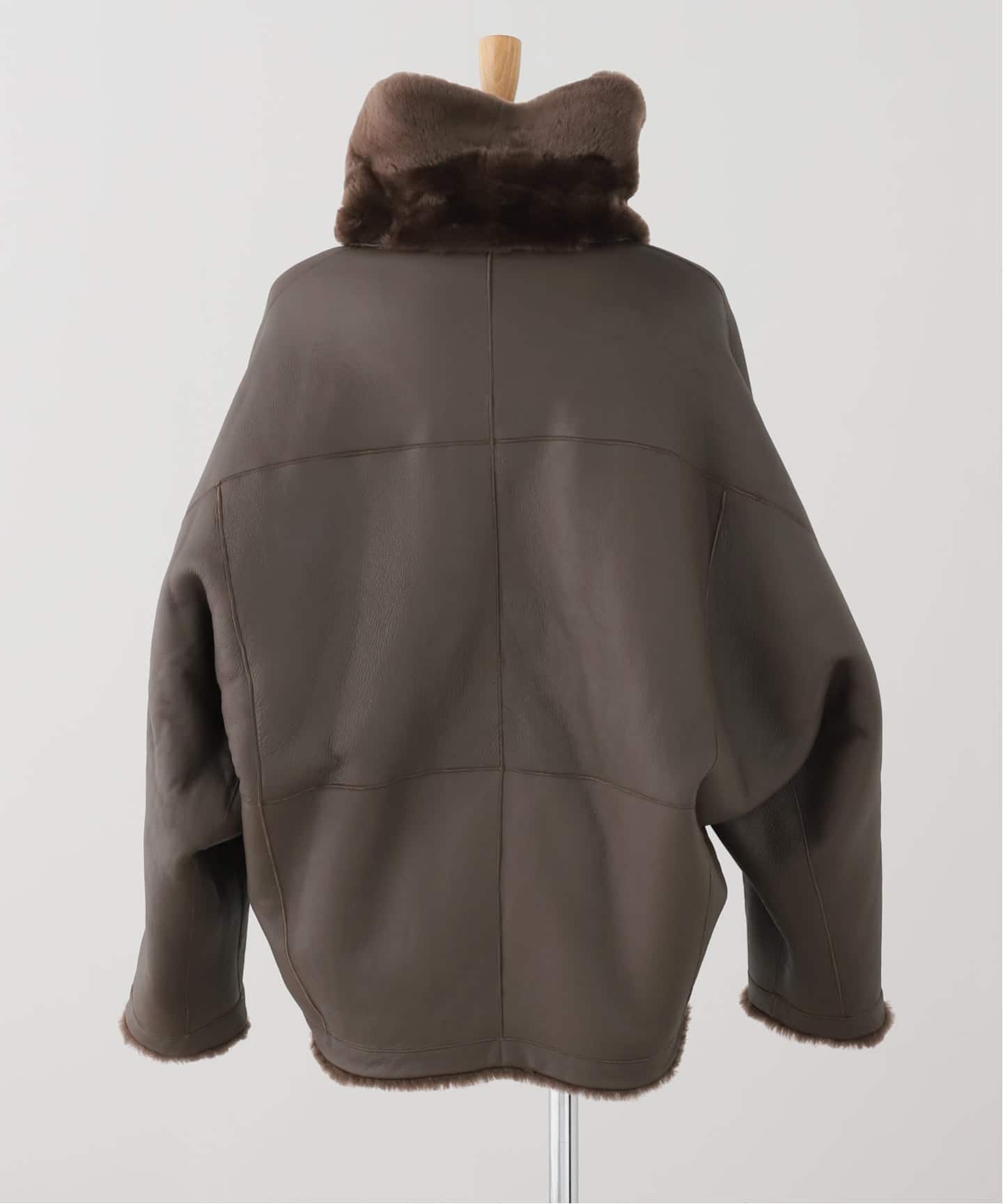 BLANCHA/ブランカ】Straight merino shearling jacket（ムートンコート