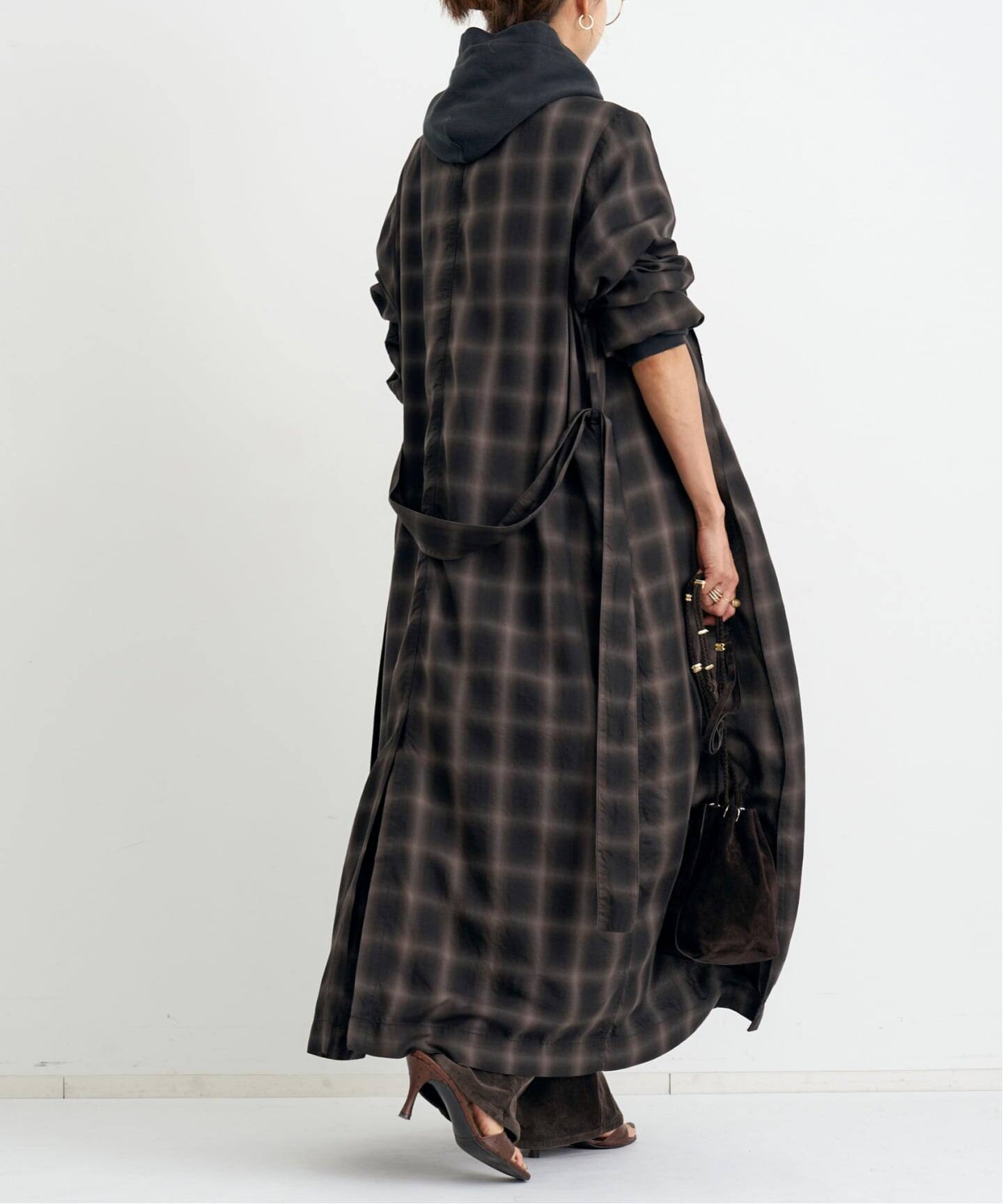 REMI RELIEF/レミ レリーフ】 TENCEL OMBRE CHECK GOWN（その他
