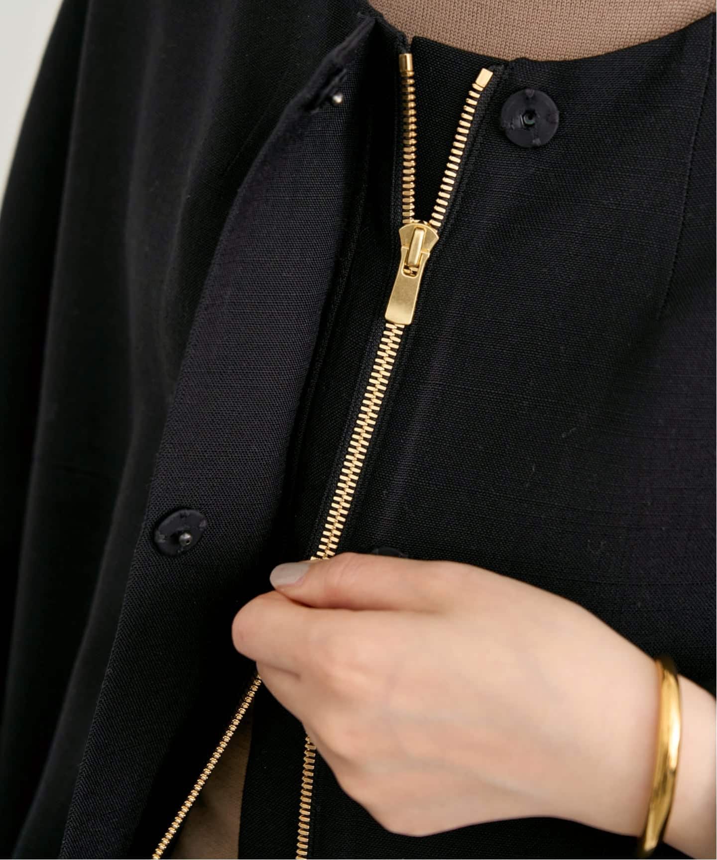 LISIERE VASINO NO COLLAR COAT（ノーカラーコート）｜L'Appartement