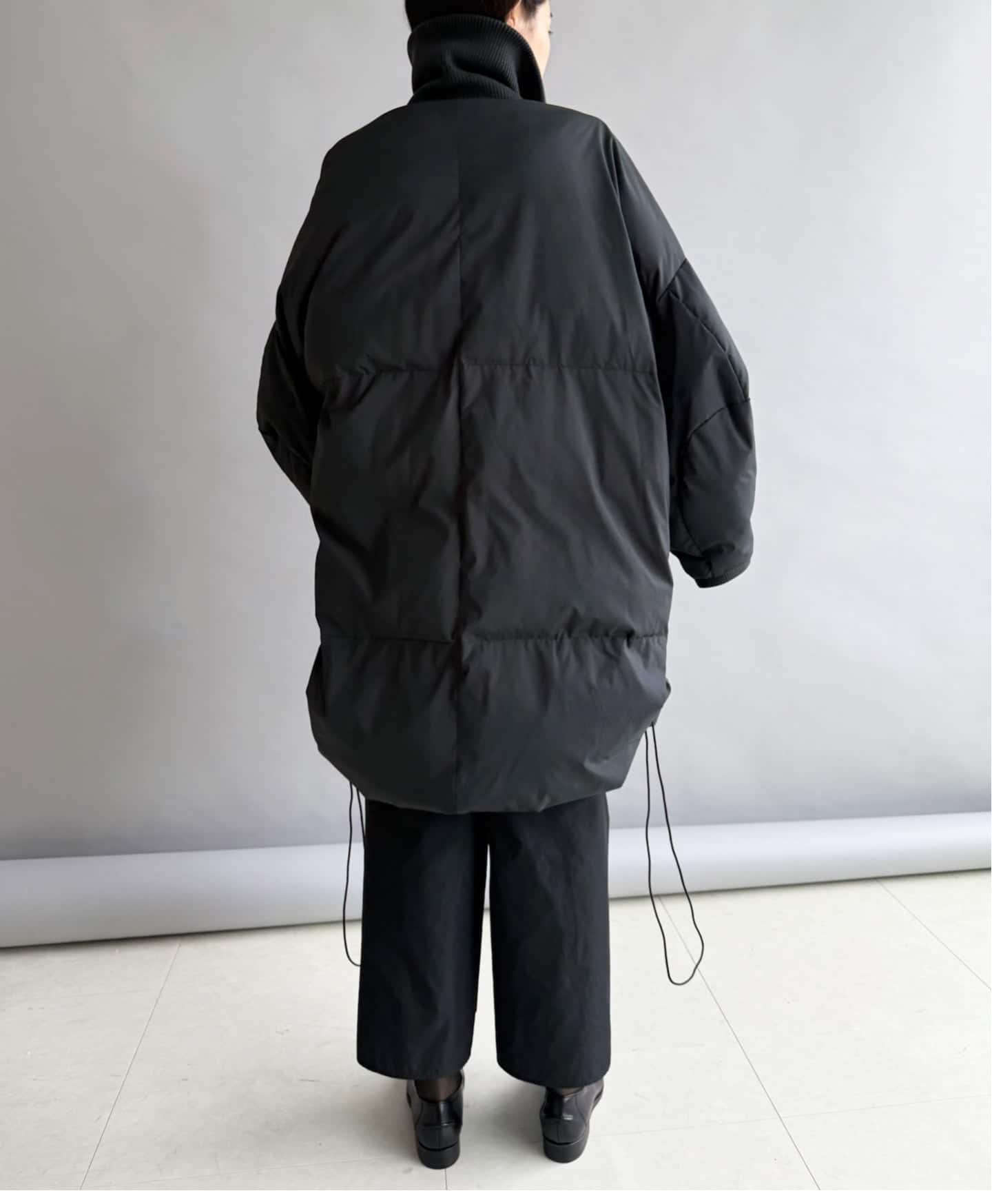 予約》【Hella/ヘラ】 for LULU Long High Neck Padded Coa（その他