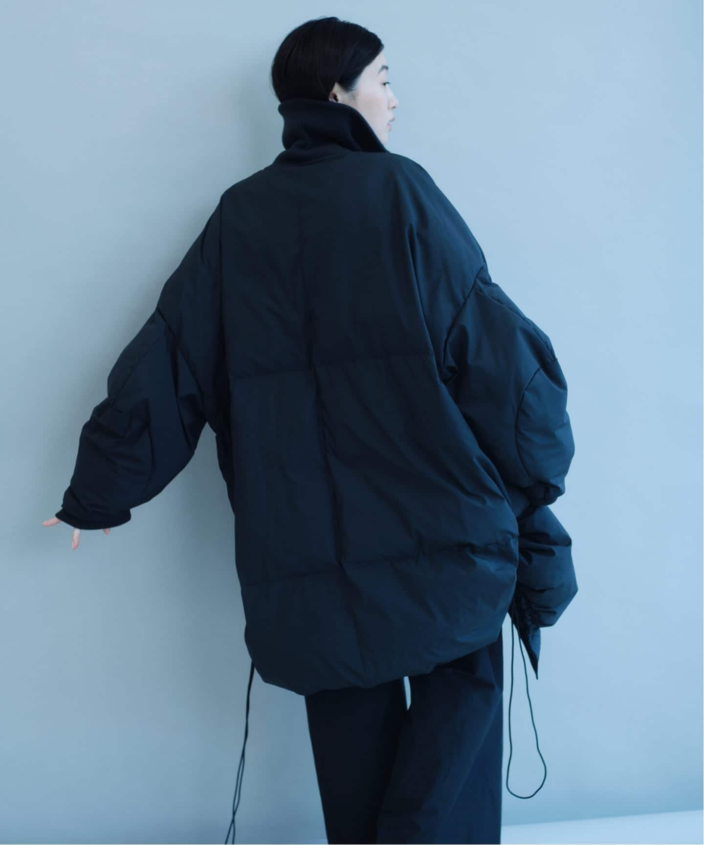 予約》【Hella/ヘラ】 for LULU Long High Neck Padded Coa（その他