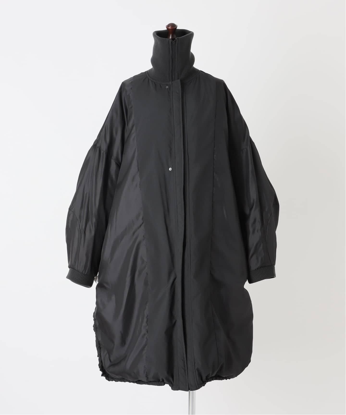 予約》【Hella/ヘラ】 for LULU Long High Neck Padded Coa（その他