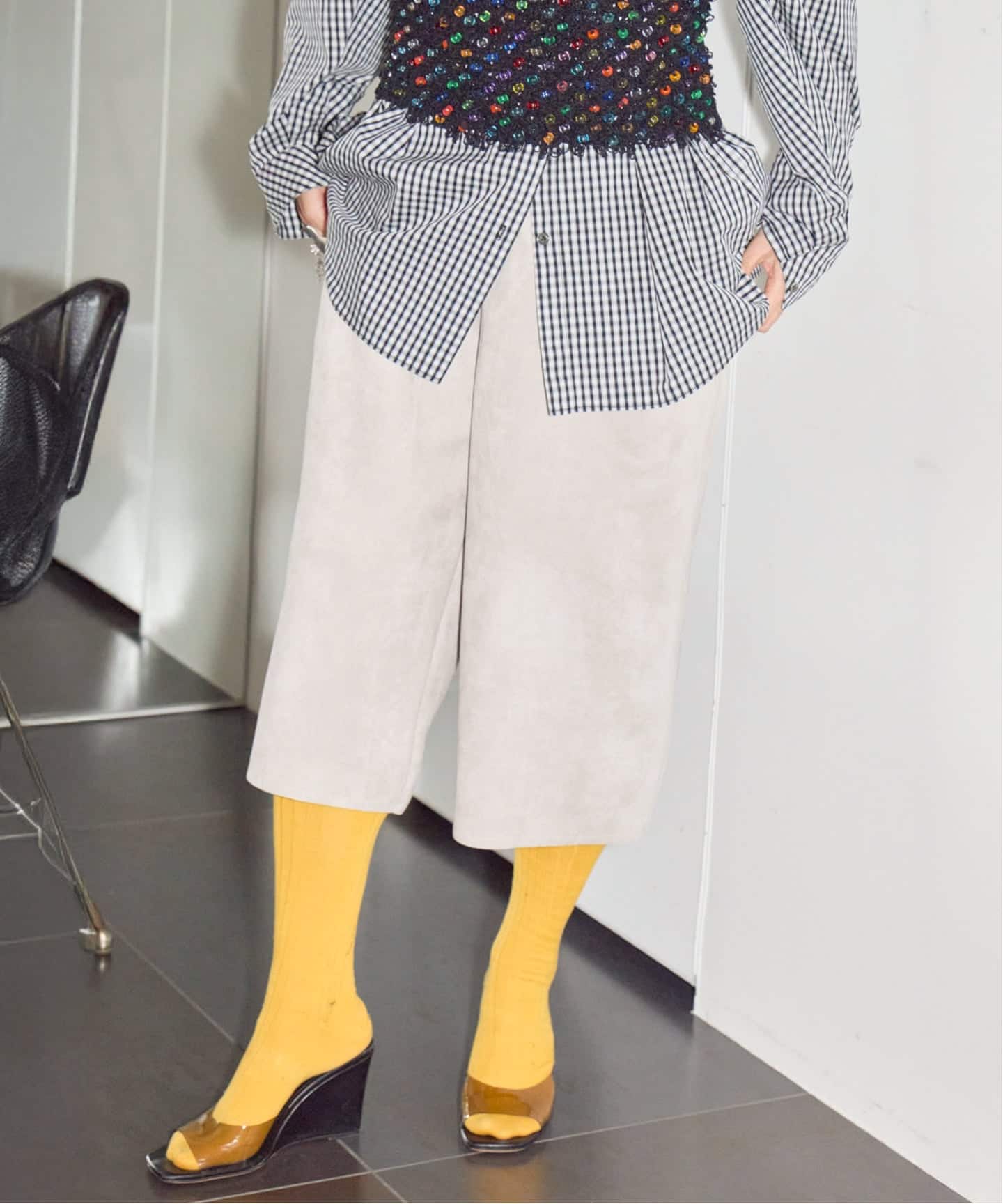 FAUX SUEDE SHORTS：ハーフパンツ（ショート・ハーフパンツ
